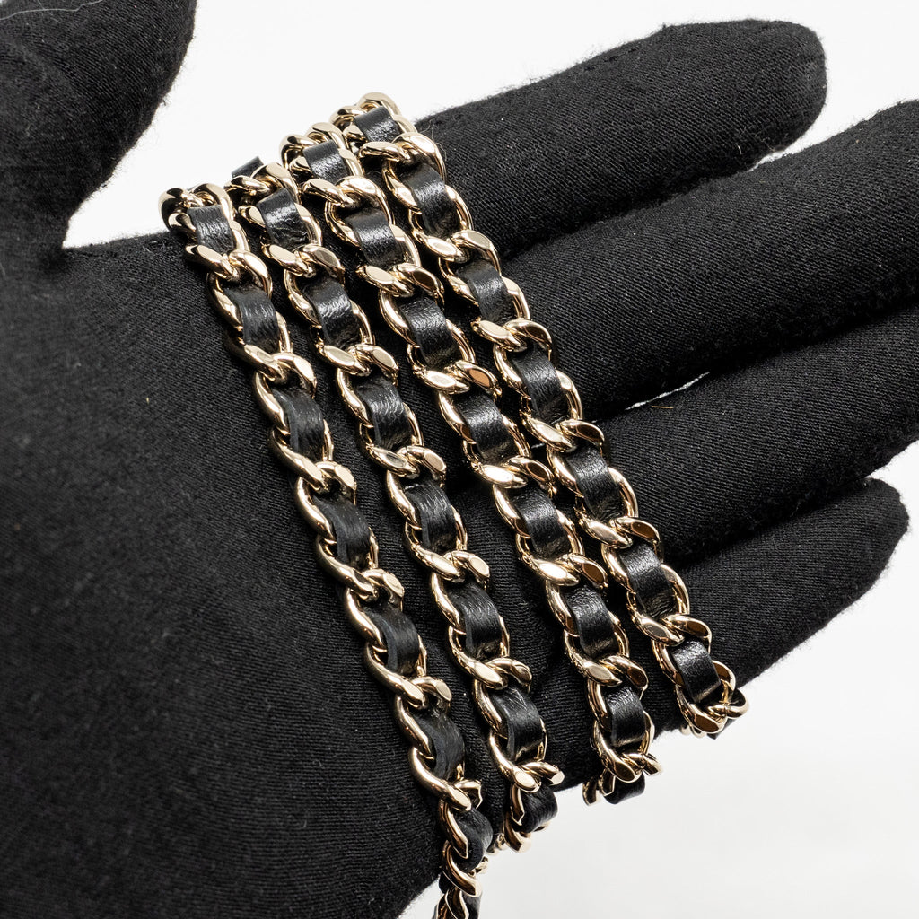 CHANEL 25B CC TOP HANDLE VANITY WITH CHAIN LAMBSKIN BLACK LGHW (MICROCHIP)