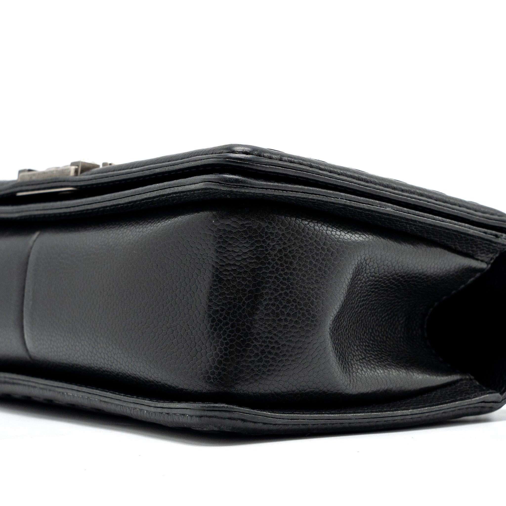 CHANEL MEDIUM BOY BAG LIMITED QUILTED CAVIAR BLACK RUTHENIUM HARDWARE