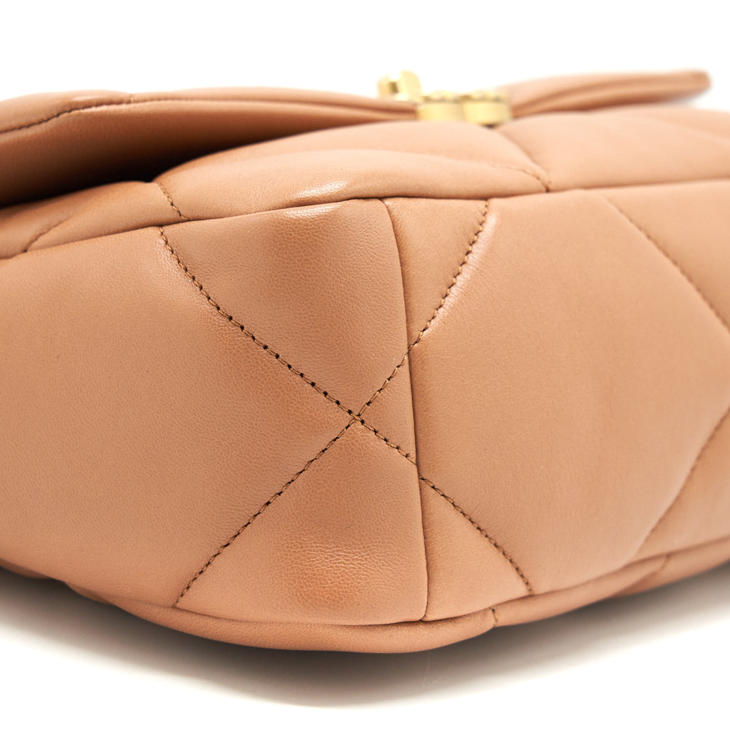 CHANEL 21P CARAMEL SMALL 19 FLAP BAG GHW