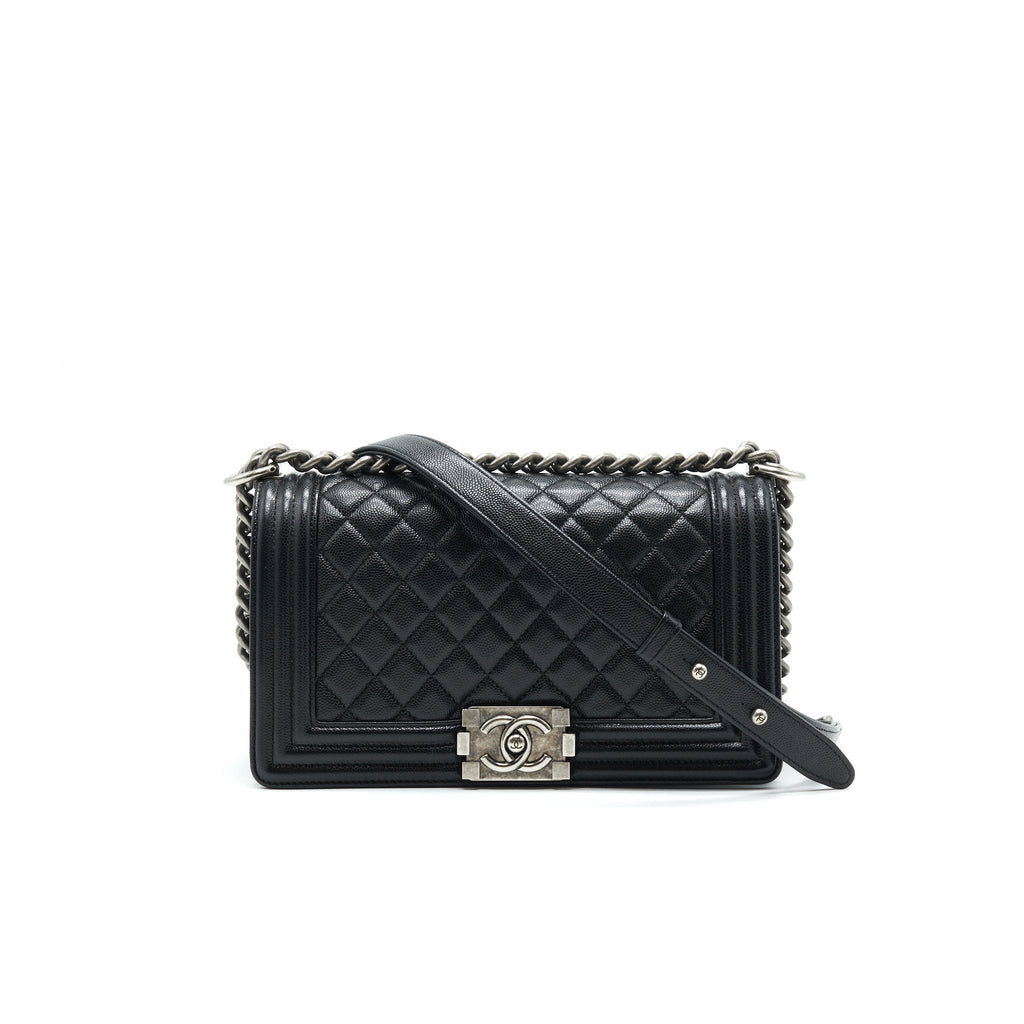 CHANEL MEDIUM BOY CHANEL BAG CAVIAR BLACK RUTHENIUM HARDWARE