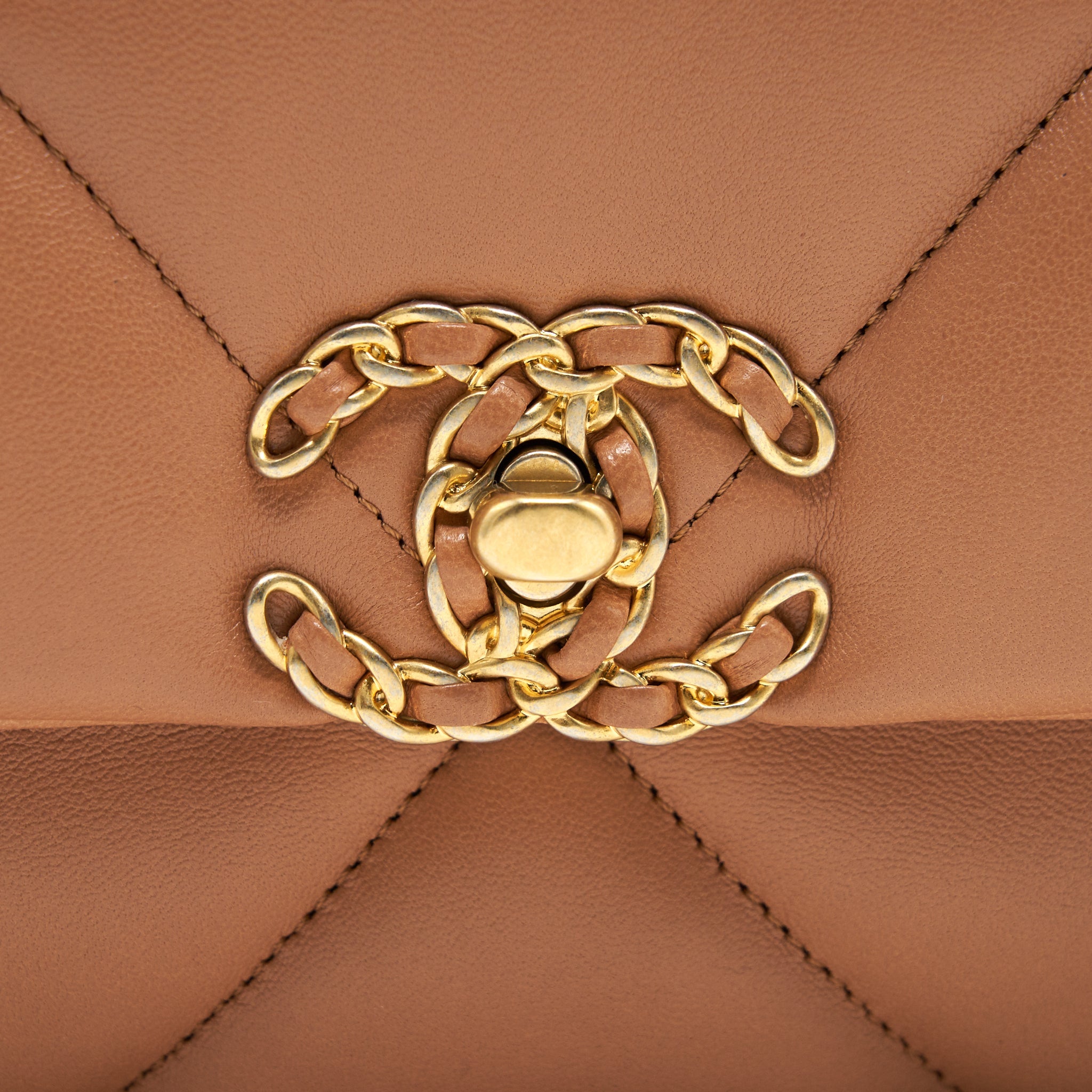 CHANEL 21P CARAMEL SMALL 19 FLAP BAG GHW