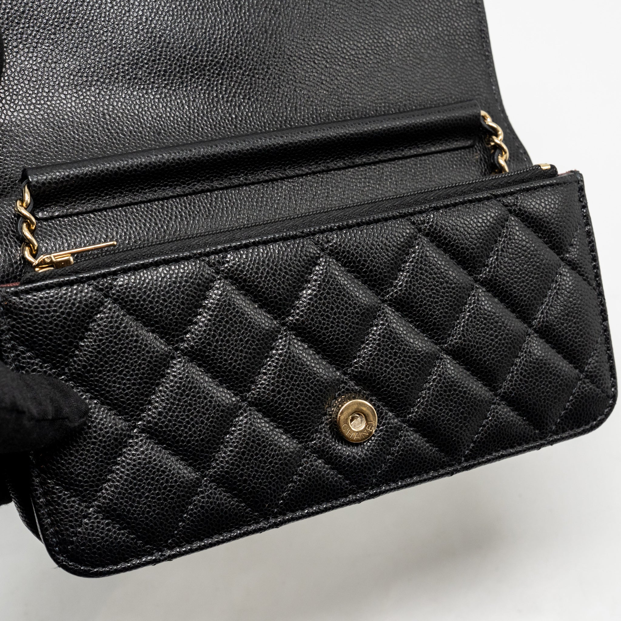 CHANEL QUILTED CC CLUTCH ON CHAIN CAVIAR BLACK LGHW (MICROCHIP)