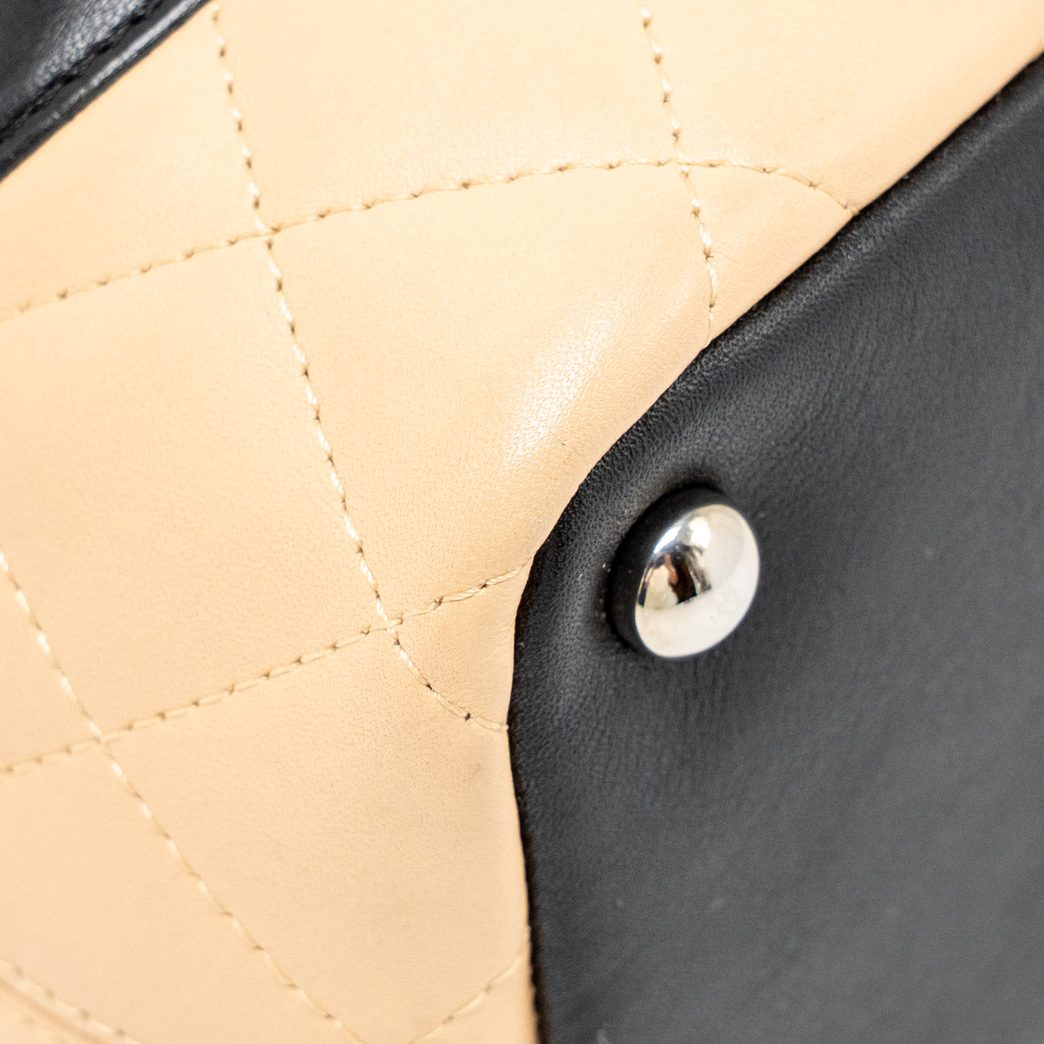 CHANEL CAMBON TOTE BAG LAMBSKIN BEIGE / BLACK SHW
