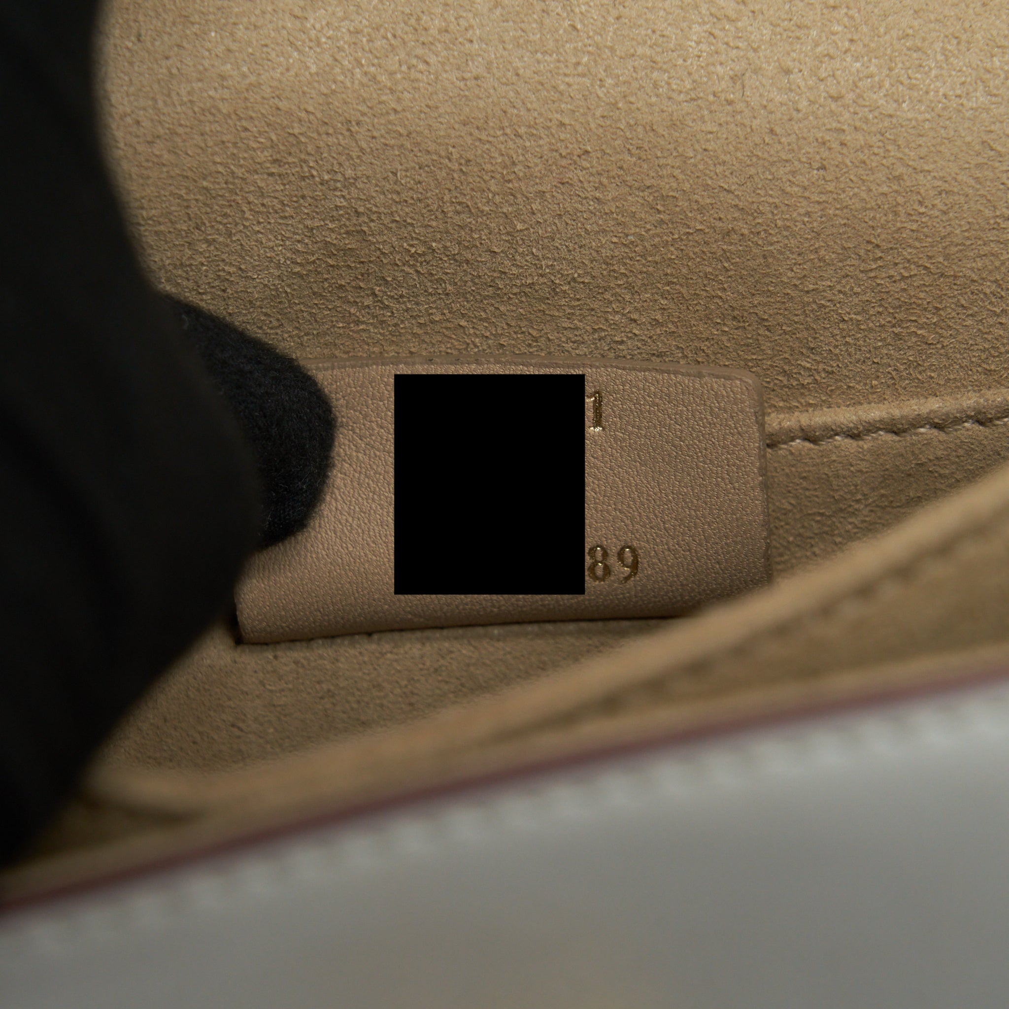 FENDI KAN I BAG WHITE/MULTICOLOUR GOLD AND SILVER HARDWARE