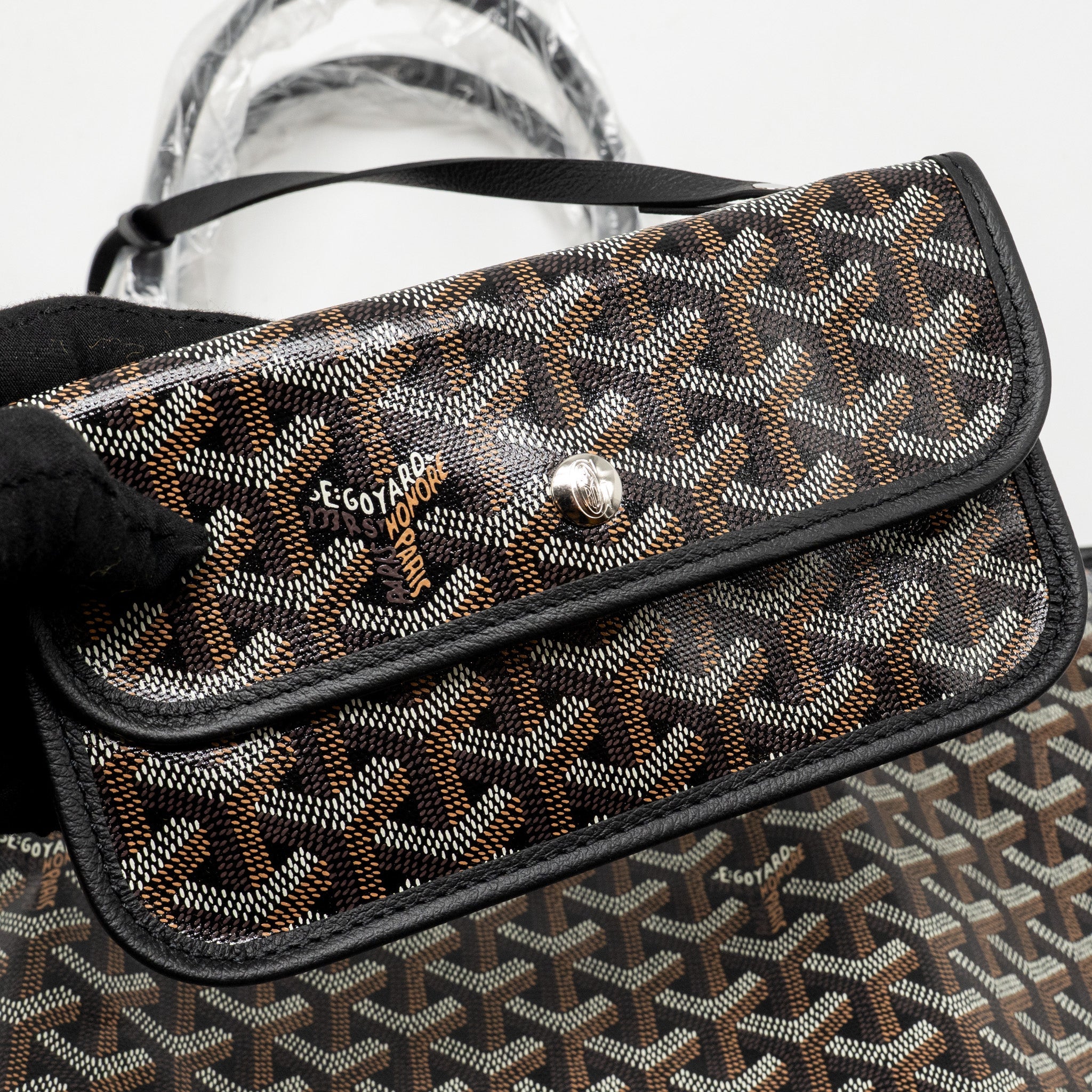 GOYARD SAINT LOUIS PM BAG GOYARDINE CANVAS/CALFSKIN BLACK SHW