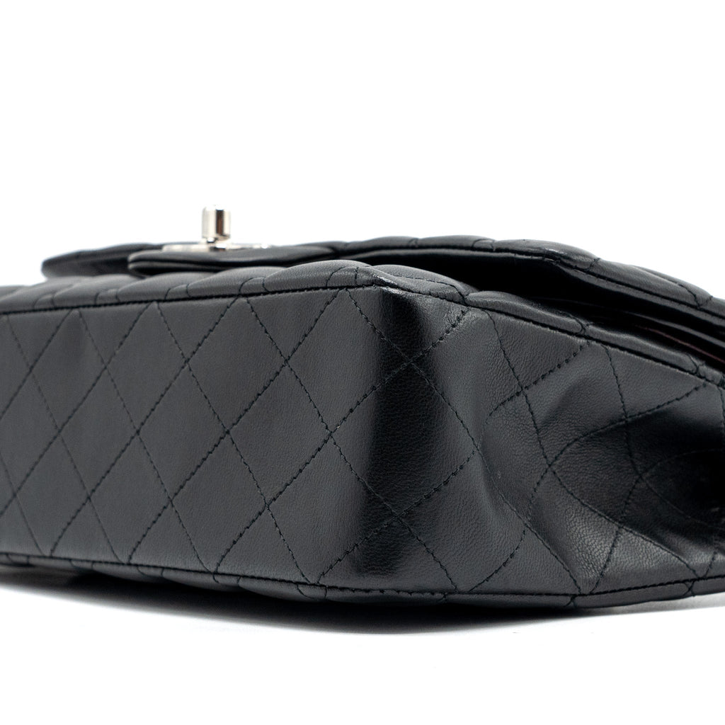 CHANEL MEDIUM CLASSIC DOUBLE FLAP BAG LAMBSKIN BLACK SHW