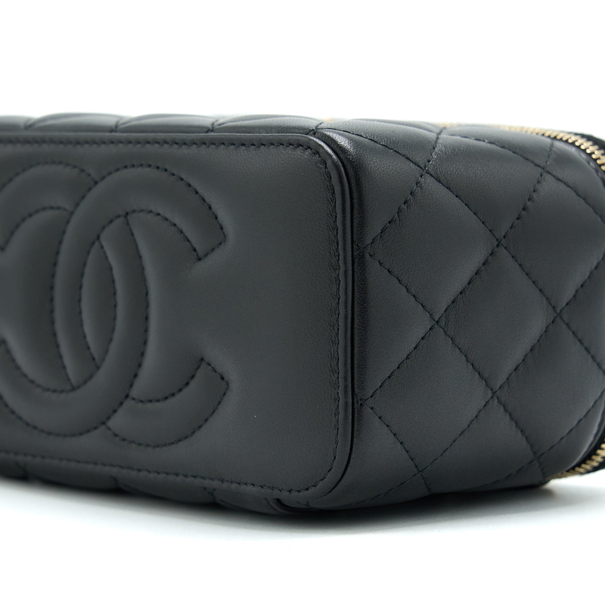 CHANEL 22B PEARL CRUSH LONG VANITY WITH CHAIN LAMBSKIN BLACK GHW