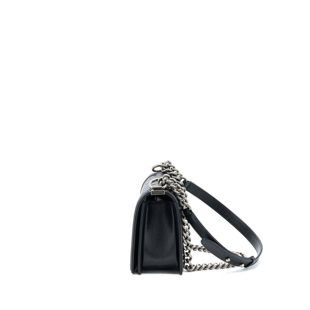 CHANEL MEDIUM BOY BAG LAMBSKIN BLACK RUTHENIUM SHW