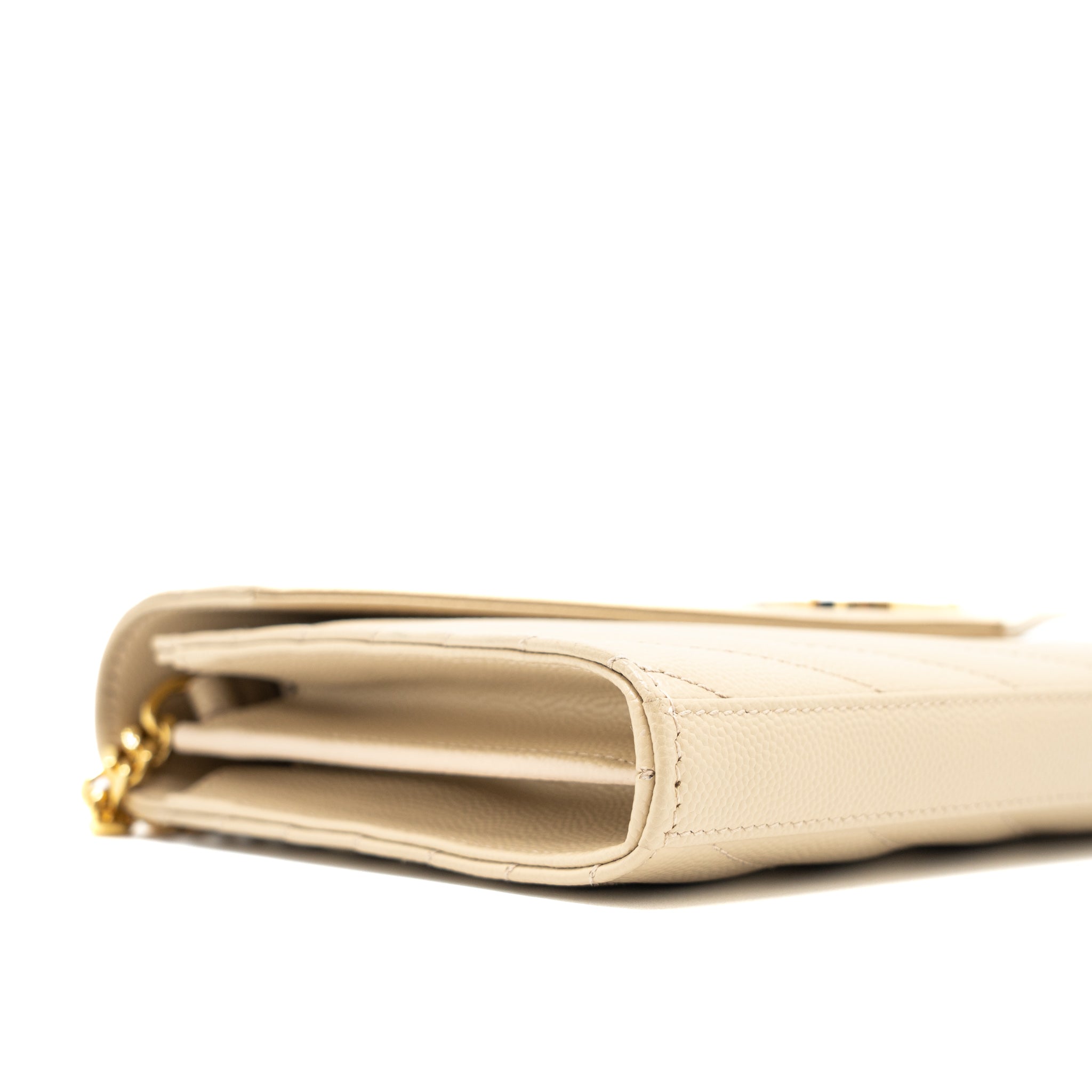 SAINT LAURENT CASSANDRE MATELASSE CHAIN WALLET GRAINED CALFSKIN BEIGE GHW