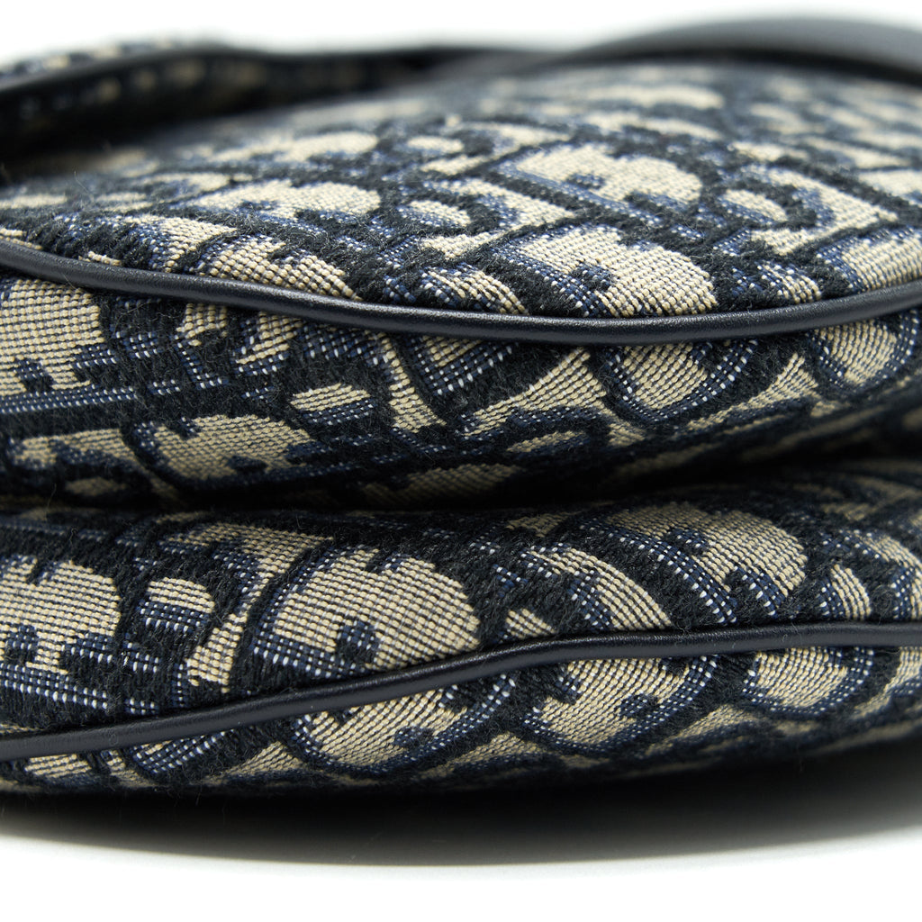 CHRISTIAN DIOR OBLIQUE MEDIUM SADDLE BAG