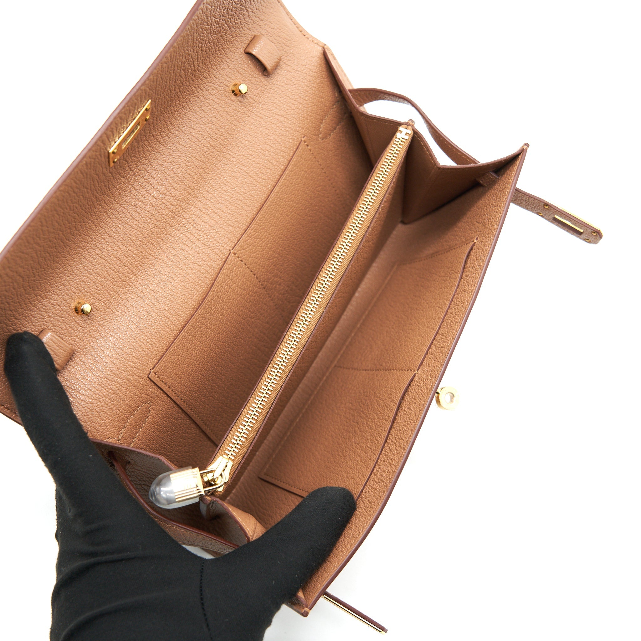 HERMES KELLY TO GO CHEVRE MYSORE LEATHER 2J QUEBRACHO GHW