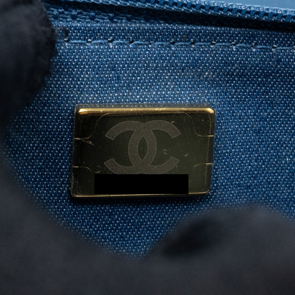 CHANEL 22C PEARL CRUSH WALLET ON CHAIN DENIM BLUE GHW (MICROCHIP)