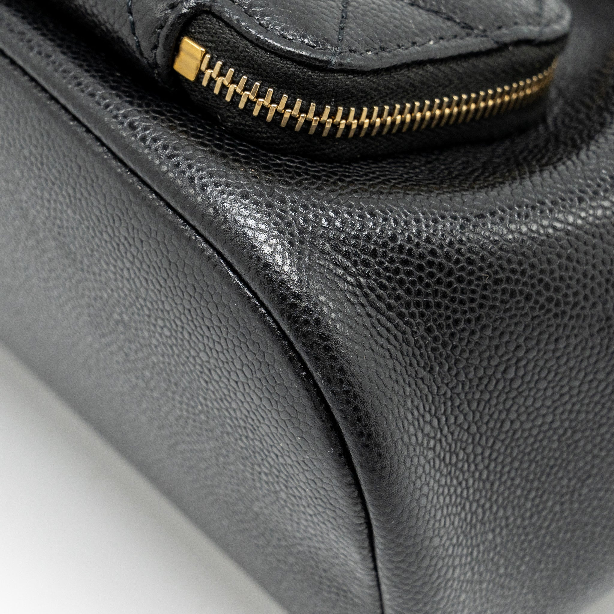 CHANEL BUSINESS AFFINITY DRAWSTRING BUCKET BAG CAVIAR BLACK GHW