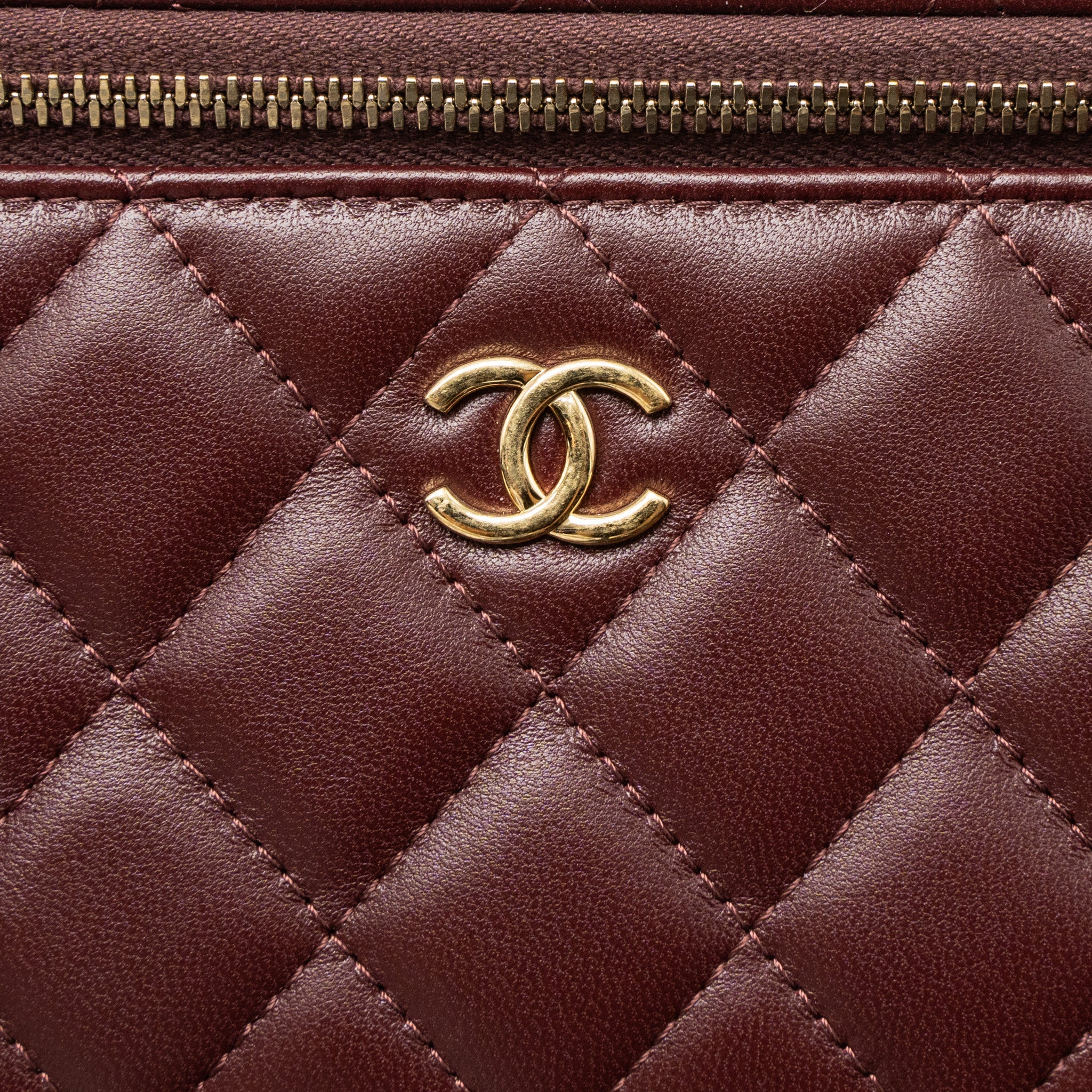 CHANEL LONG VANITY WITH GEM CHAIN LAMBSKIN BURGUNDY GHW (MICROCHIP)