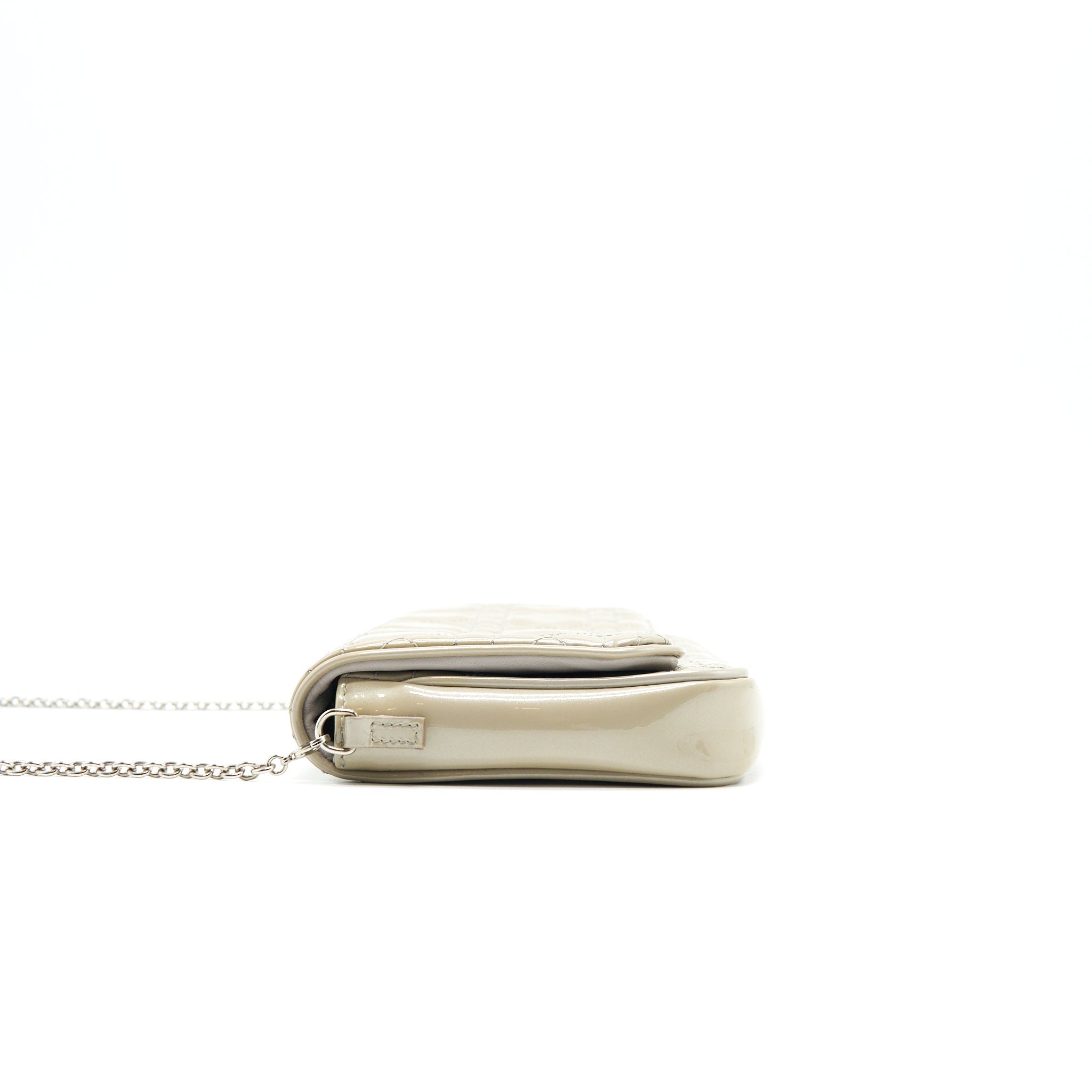 DIOR PATENT LEATHER WALLET ON CHAIN LIGHT GREY