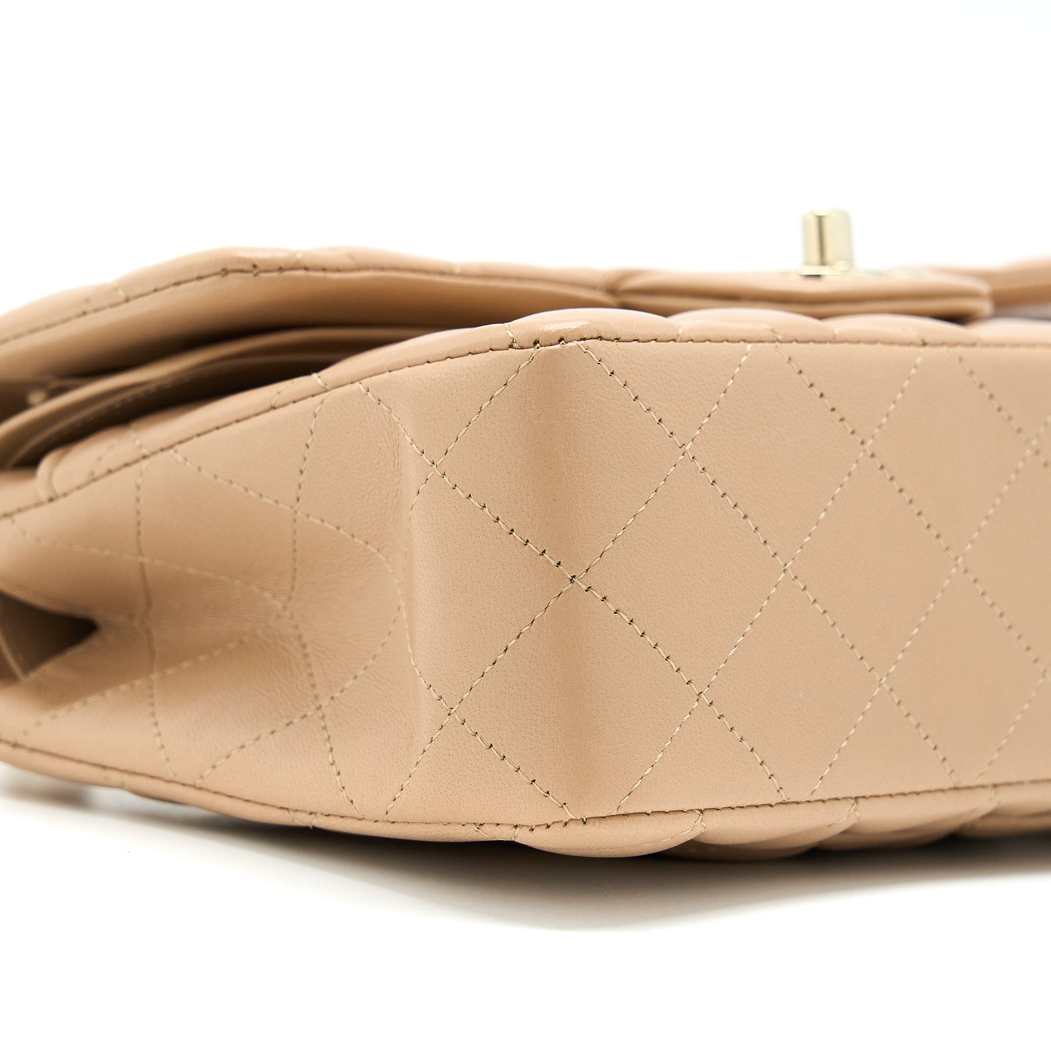 CHANEL 22B SMALL CLASSIC FLAP BAG LAMBSKIN BEIGE LGHW