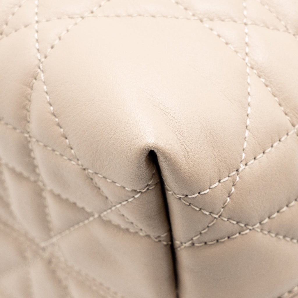 DIOR SMALL TOUJOURS TOTE BAG MACROCANNAGE CALFSKIN POWDER BEIGE LGHW