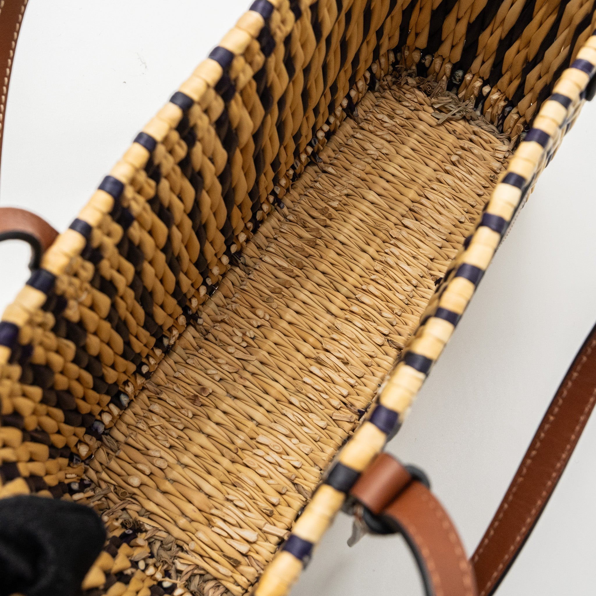 LOEWE PAULA'S IBIZA ANAGRAM BASKET BAG BROWN/MULTICOLOUR RAFFIA/LEATHER