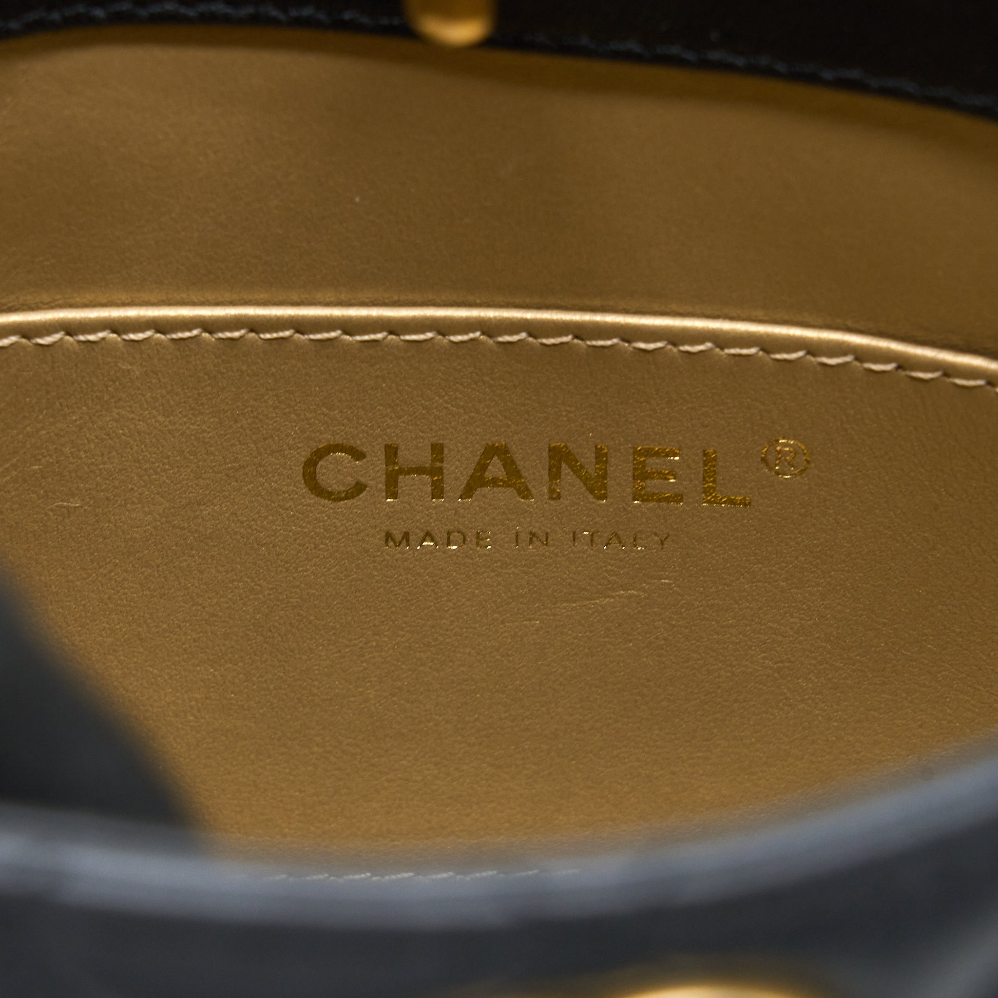 CHANEL 23C PEARL CRUSH HOBO BAG LAMBSKIN BLACK BRUSHED GHW (MICROCHIP)