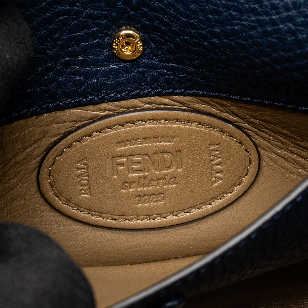 FENDI BAGUETTE BAG GRAINED CALFSKIN DARK BLUE GHW