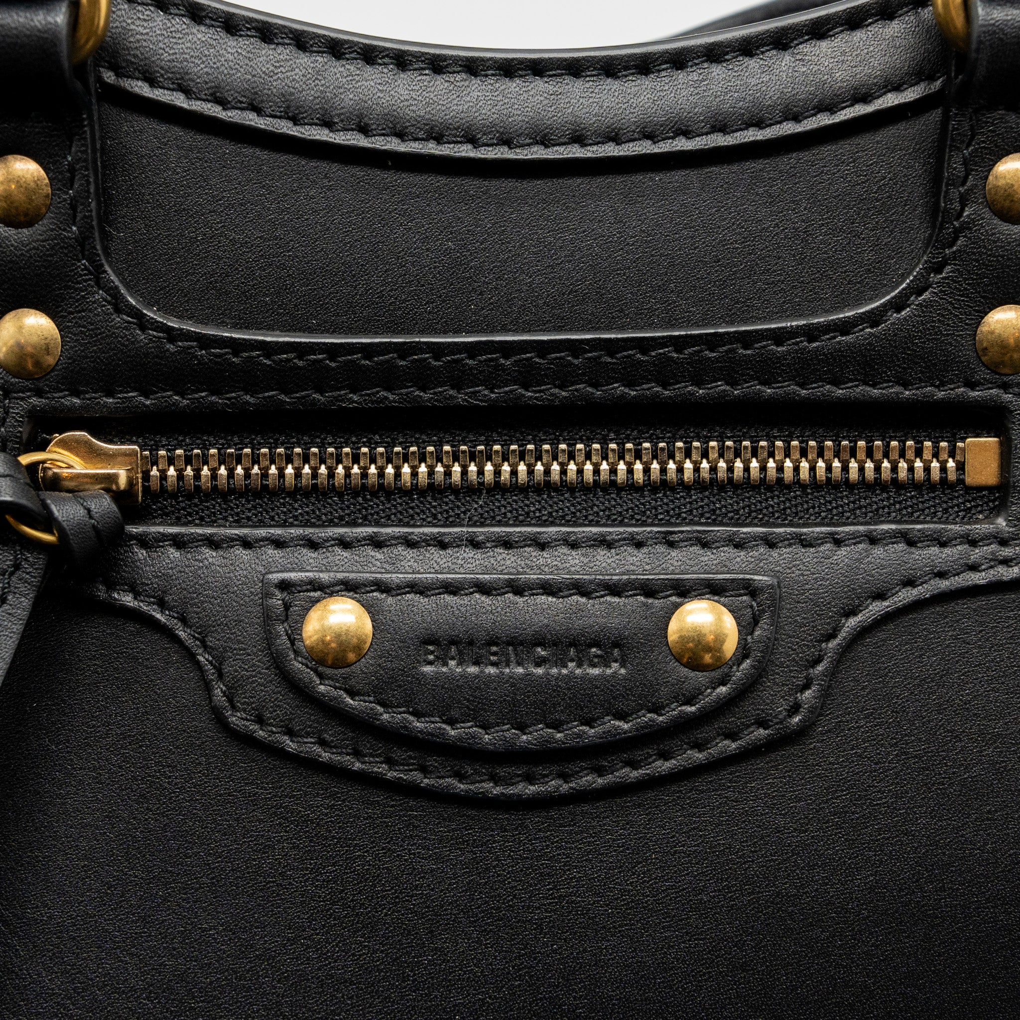BALENCIAGA NEO CLASSIC MINI HANDBAG SMOOTH CALFSKIN BLACK GHW