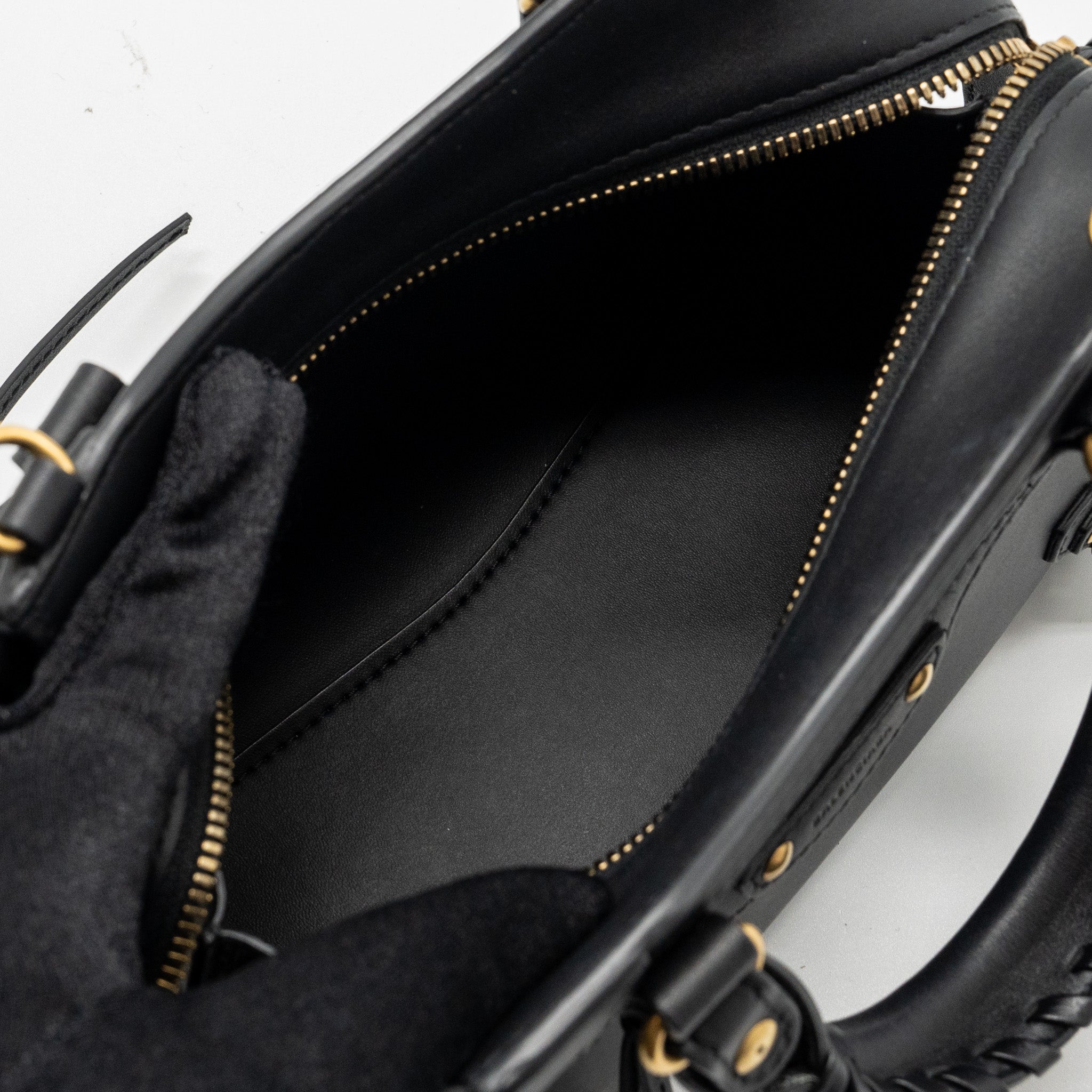 BALENCIAGA NEO CLASSIC MINI HANDBAG SMOOTH CALFSKIN BLACK GHW