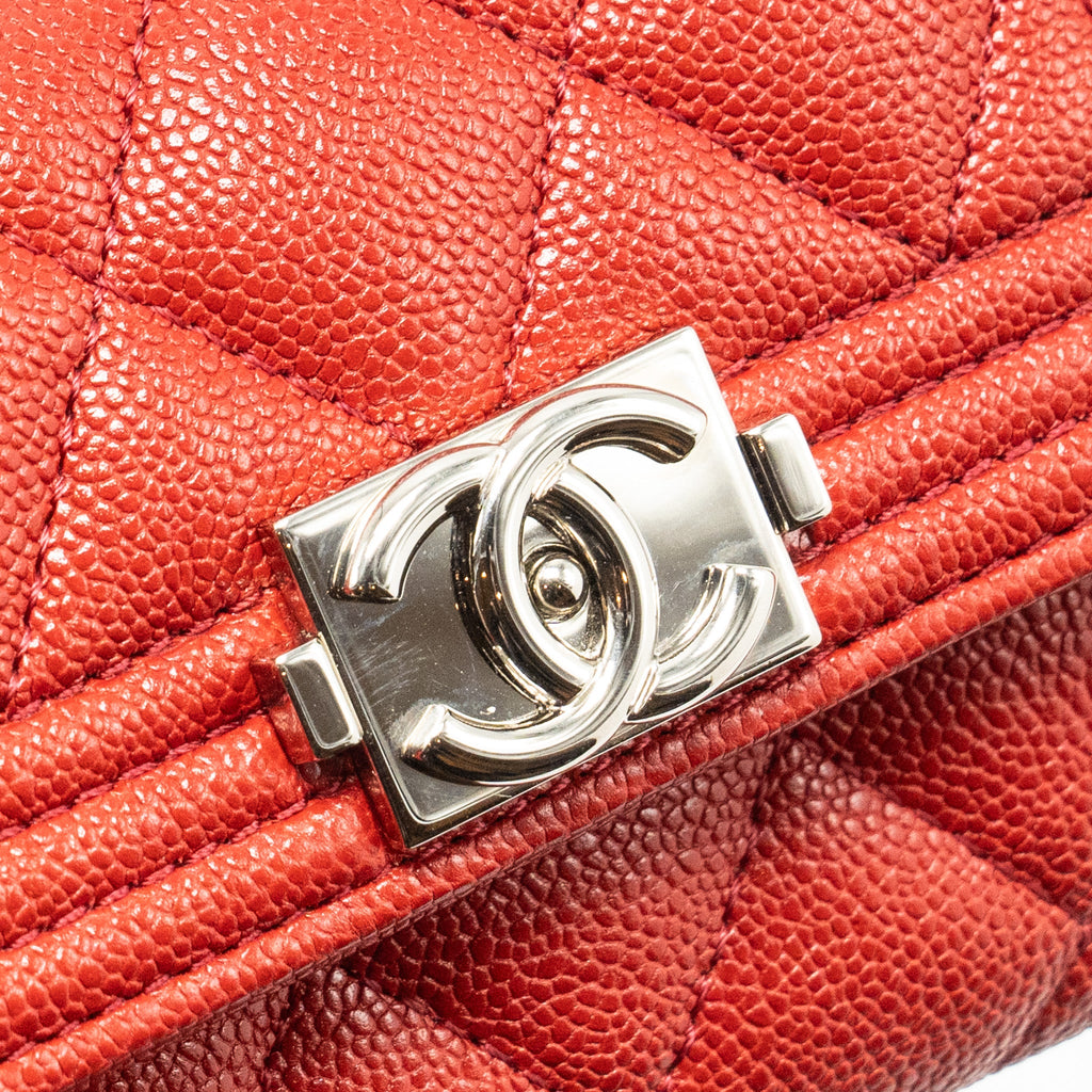 CHANEL BOY FLAP CARD HOLDER CAVIAR RED SHW