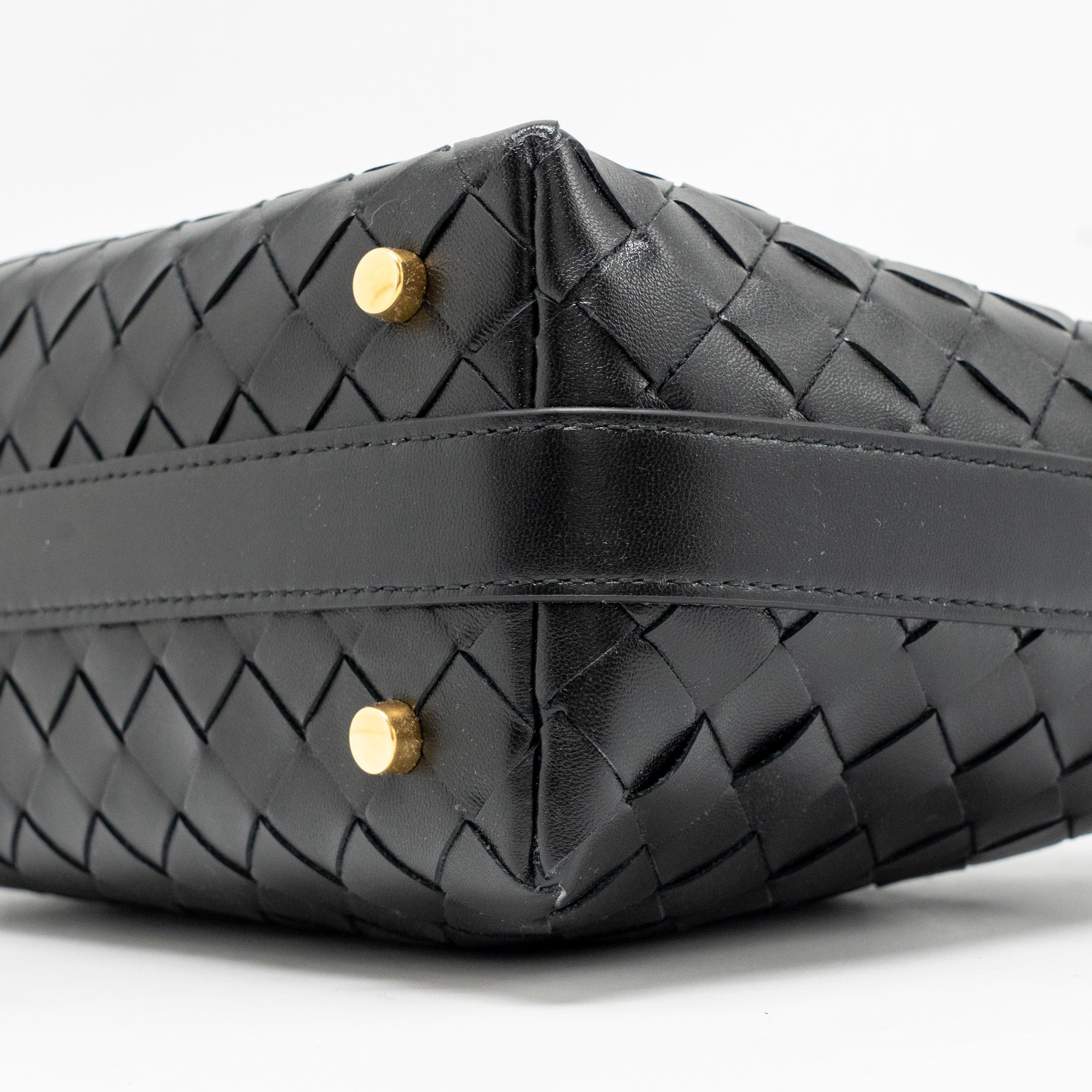 BOTTEGA VENETA MINI WALLACE SHOULDER BAG CALFSKIN BLACK GHW