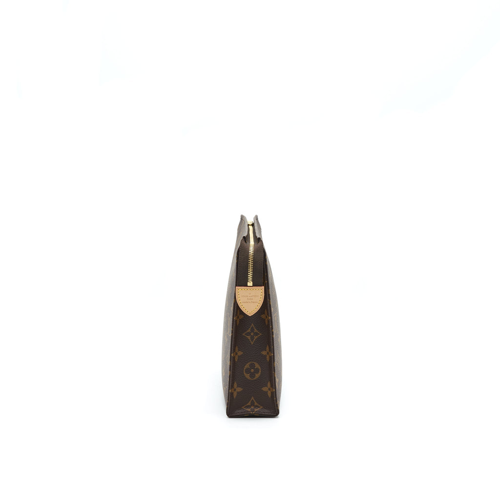 LOUIS VUITTON TOILETRY 26 IN MONOGRAM