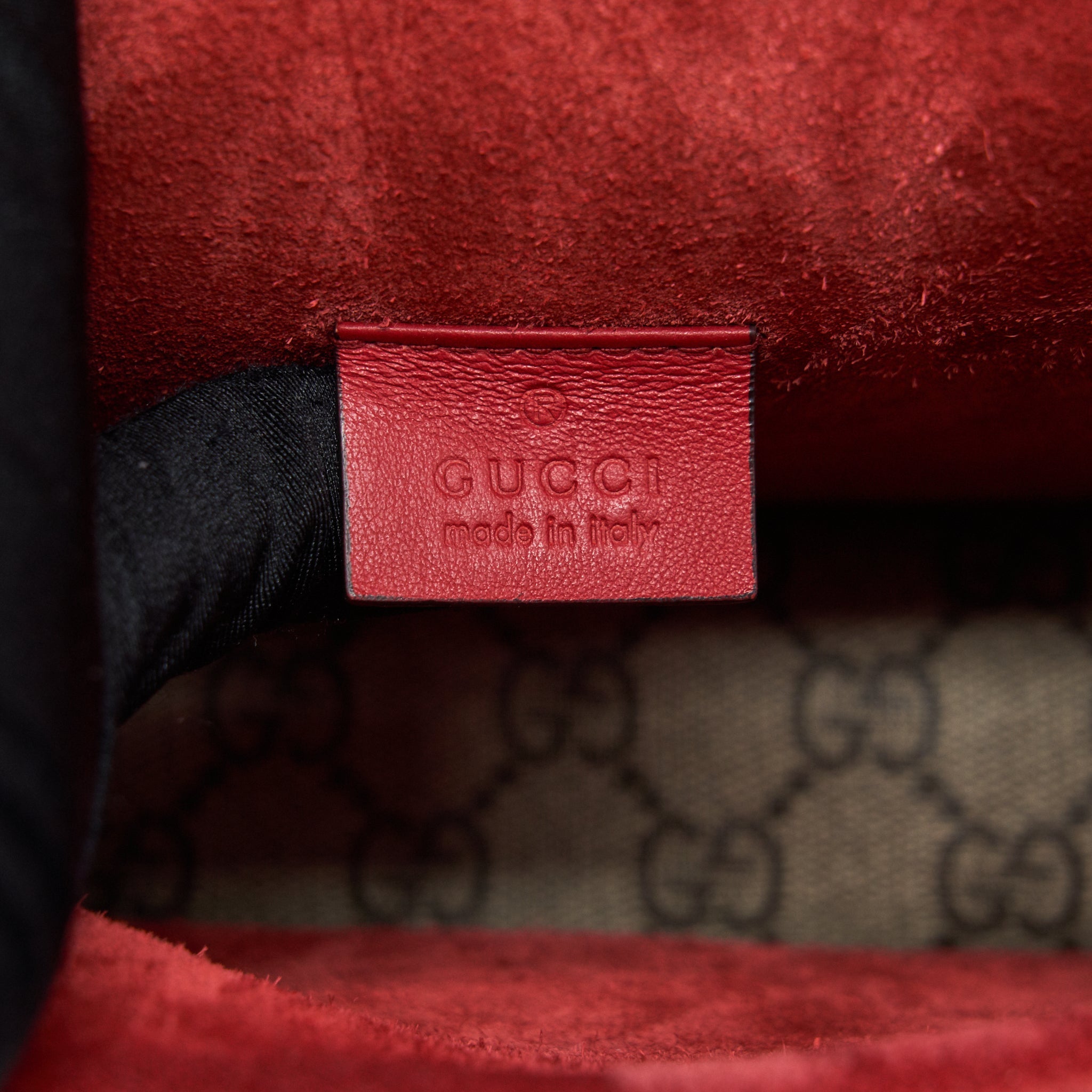 GUCCI DIONYSUS GG SUPREME MINI BAG RED