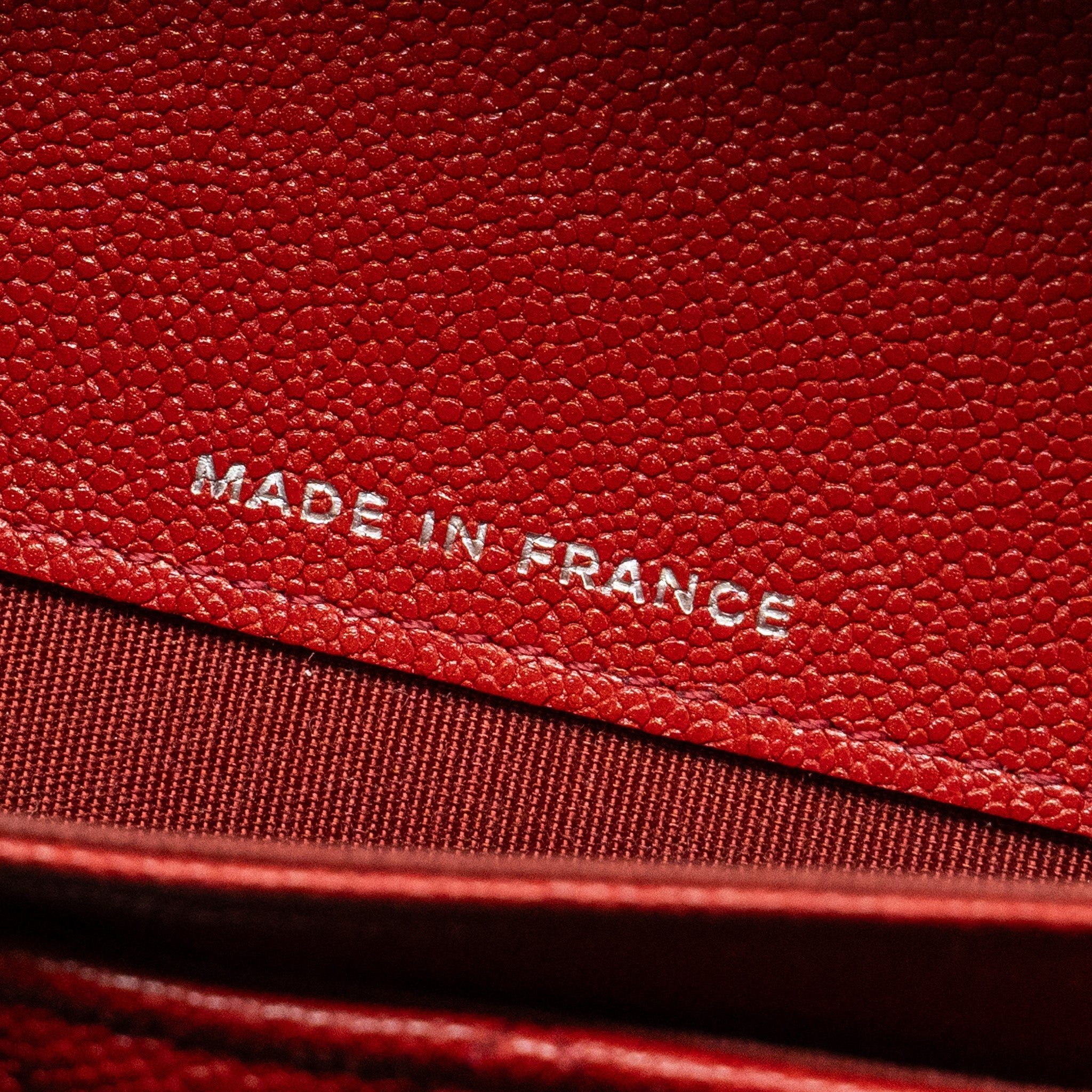 CHANEL BOY FLAP CARD HOLDER CAVIAR RED SHW