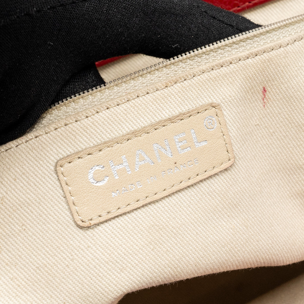 CHANEL CHAIN SHOPPING TOTE BAG CAVIAR RED SHW