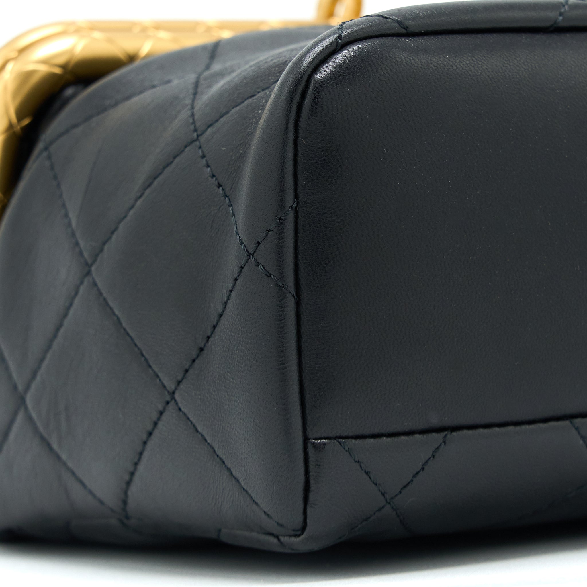 CHANEL KISS LOCK CLASP BAG LAMBSKIN BLACK BRUSHED GHW
