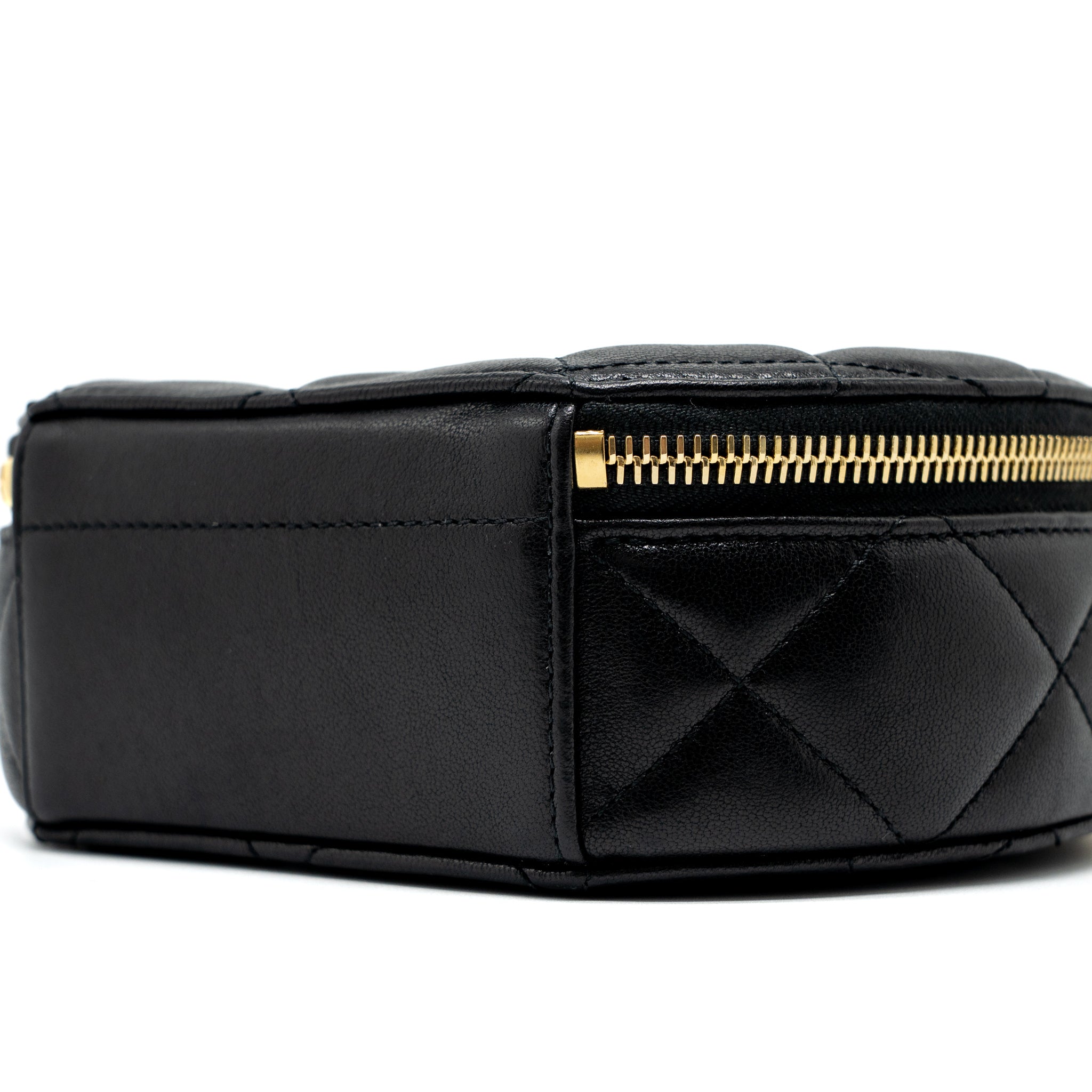 CHANEL ROUND VANITY WITH ROUND HANDLE CROSSBODY BAG LAMBSKIN BLACK GHW (MICROCHIP)