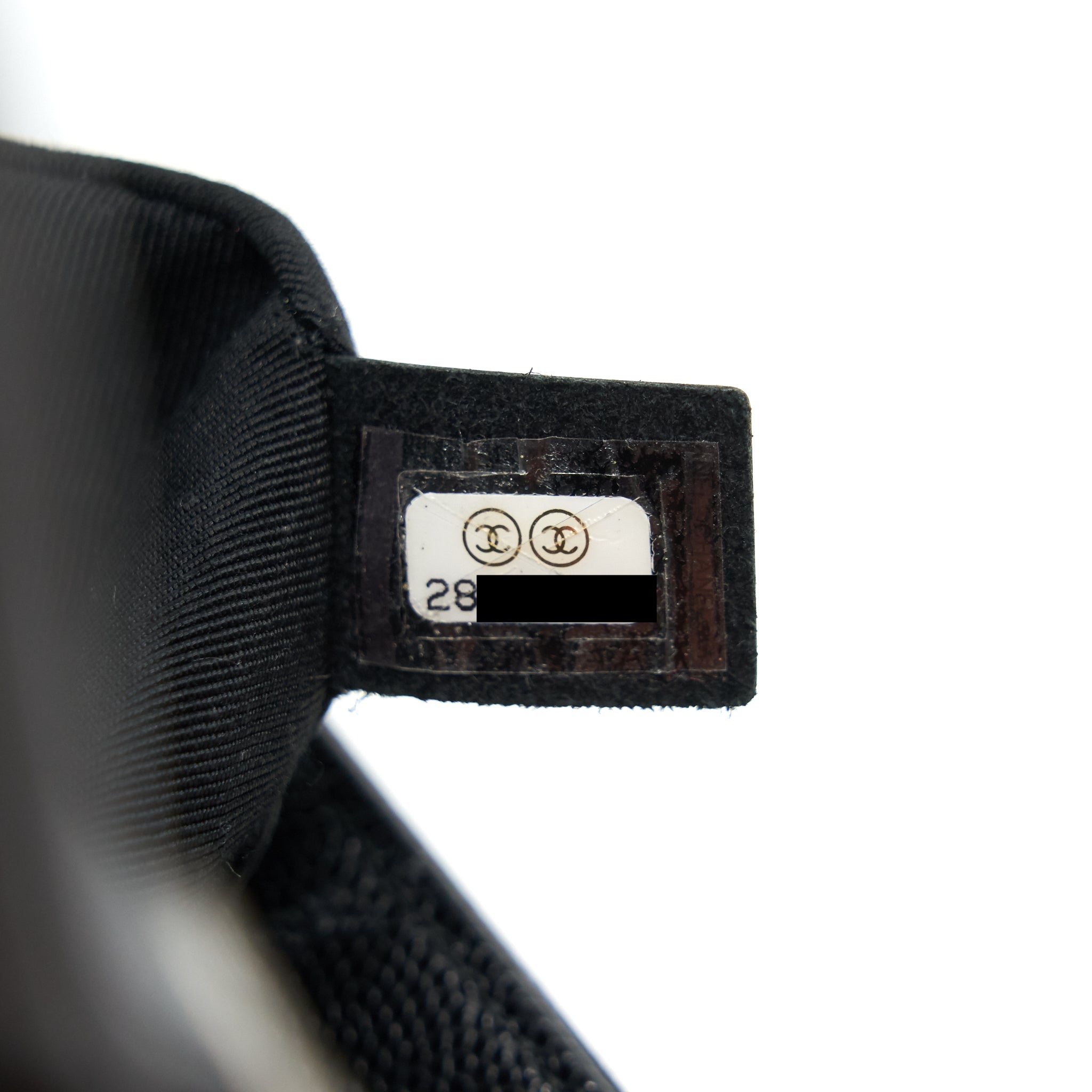 CHANEL MEDIUM BOY CHANEL HANDBAG CAVIAR BLACK SHW