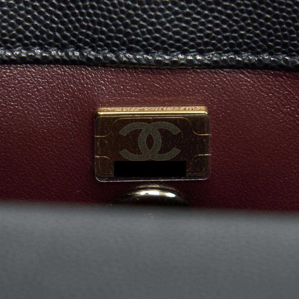 CHANEL 22P SMALL COCO HANDLE CAVIAR BLACK LGHW (MICROCHIP)