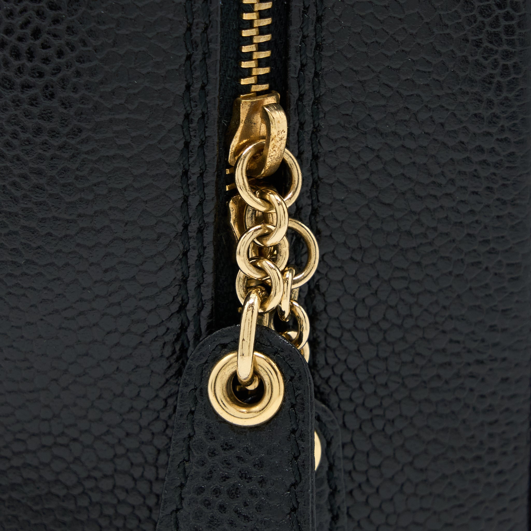 CHANEL VINTAGE CAMERA CHEVRON TOTE BAG CAVIAR BLACK GHW