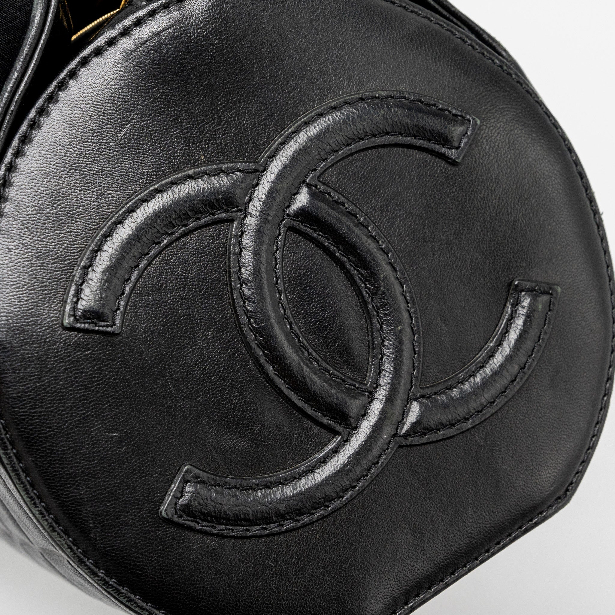 CHANEL VINTAGE CHOCOLATE BAR BARREL HANDBAG LAMBSKIN BLACK GHW