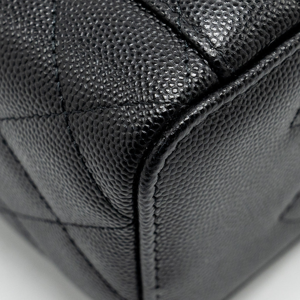 CHANEL LONG VANITY WITH CHAIN CAVIAR BLACK LGHW