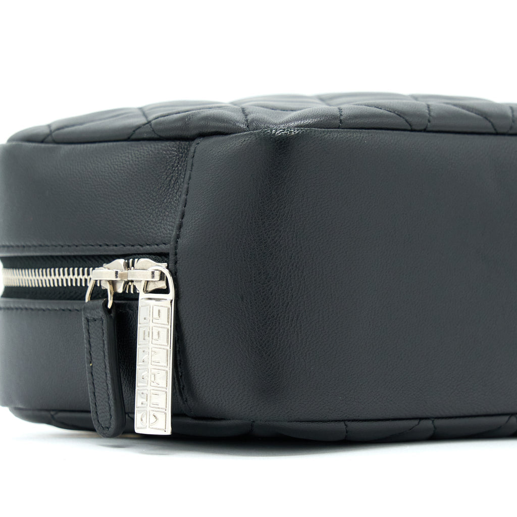 CHANEL CAMERA CLUTCH LAMBSKIN BLACK SHW