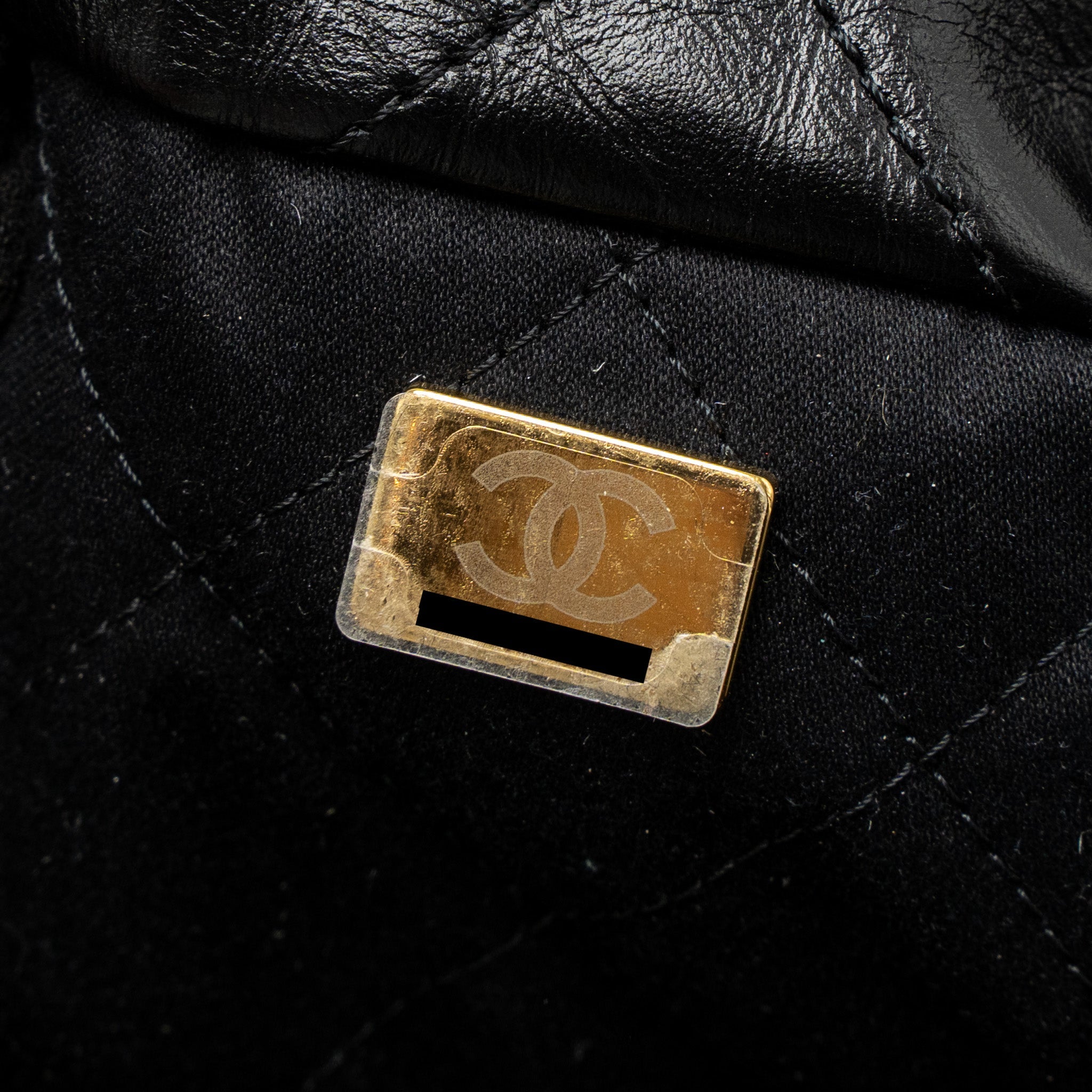CHANEL LARGE 22 BAG SHINY CALFSKIN BLACK GHW (MICROCHIP)