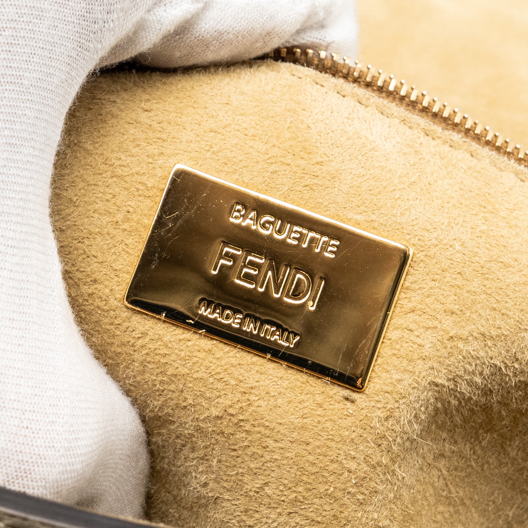 FENDI VITELLO KING METAL STITCH BAGUETTE LAMBSKIN WHITE GHW