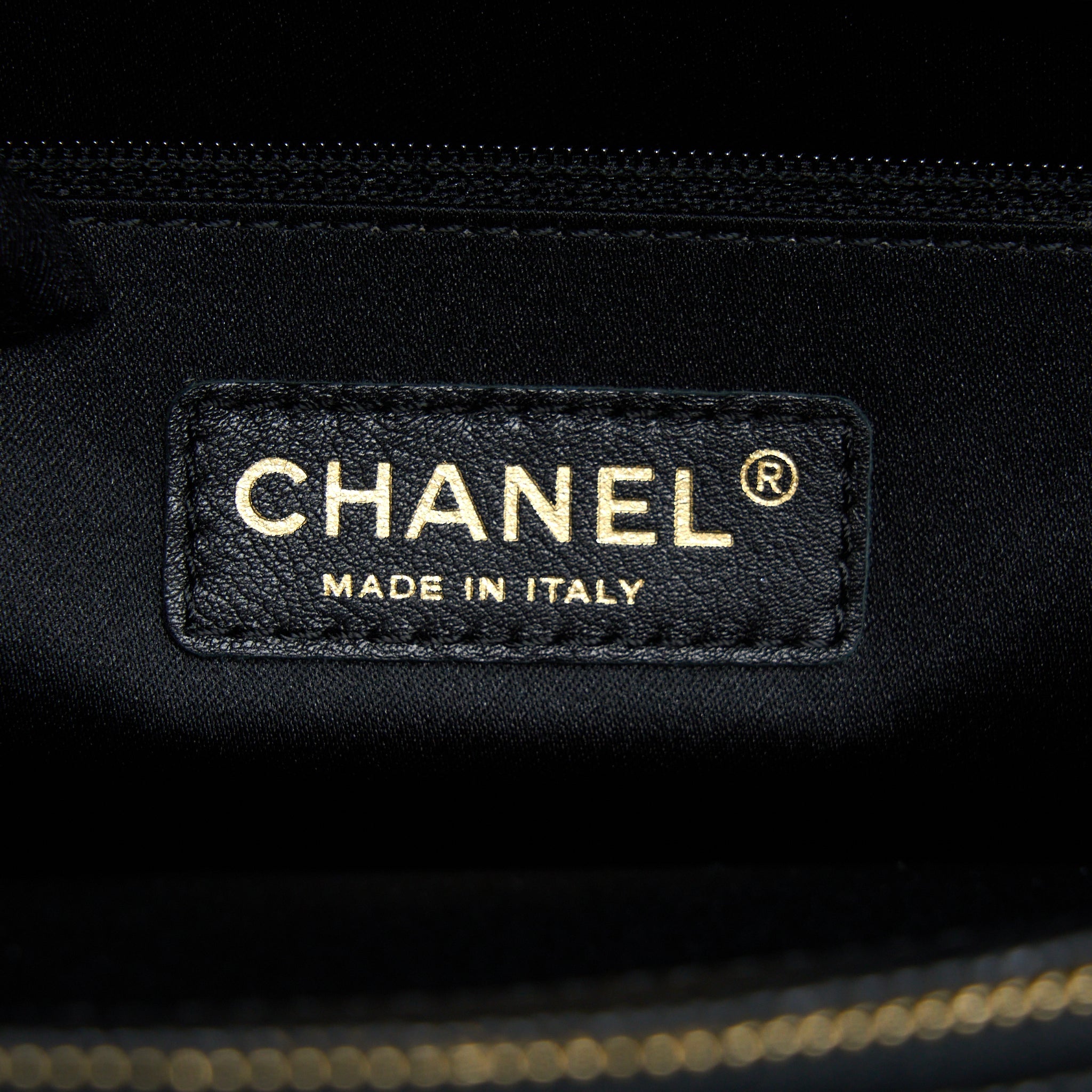 CHANEL GRAND SHOPPING TOTE XL CAVIAR BLACK GHW