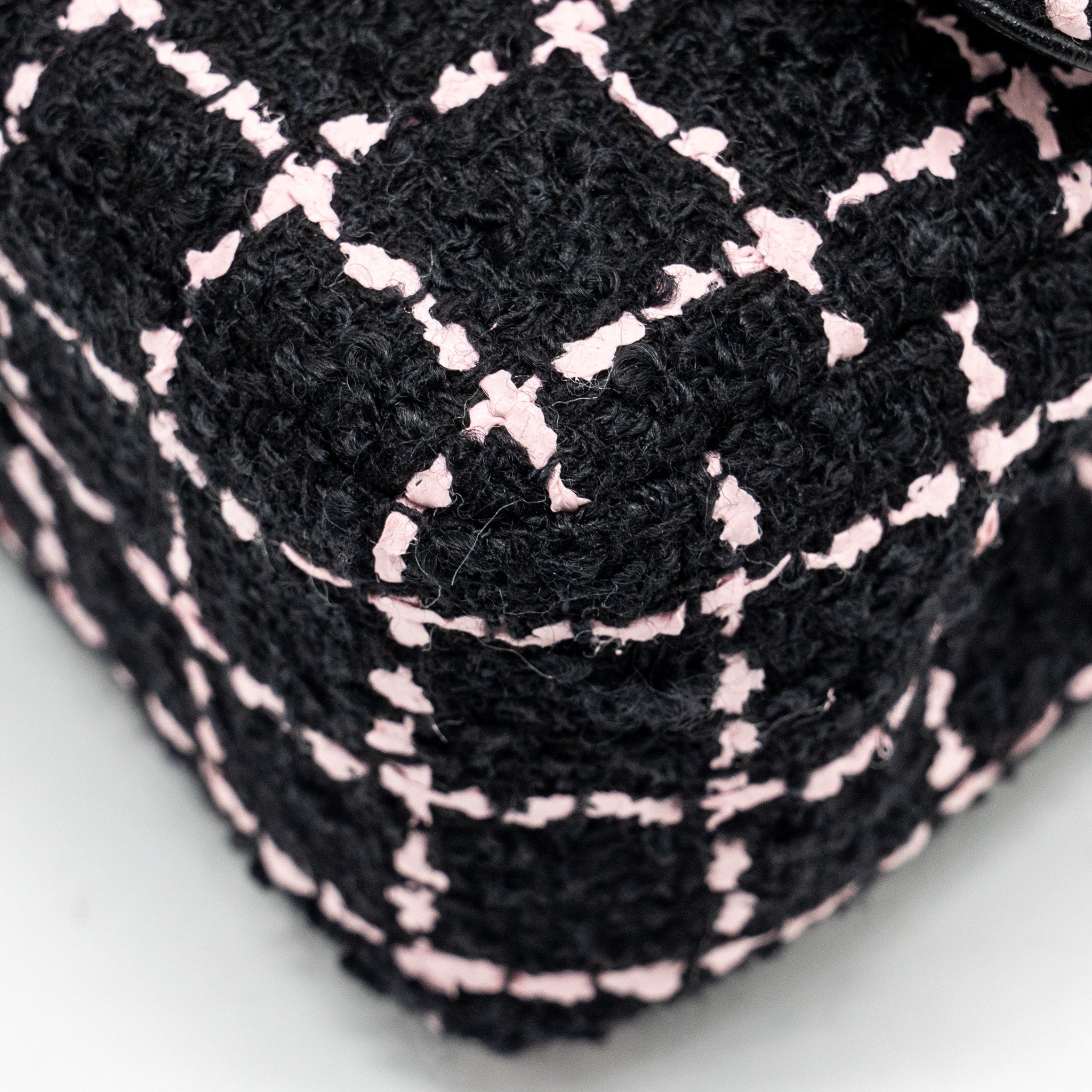 CHANEL 23K FLOWER BOMB MINI RECTANGULAR FLAP BAG TWEED BLACK / PINK LGHW (MICROCHIP)