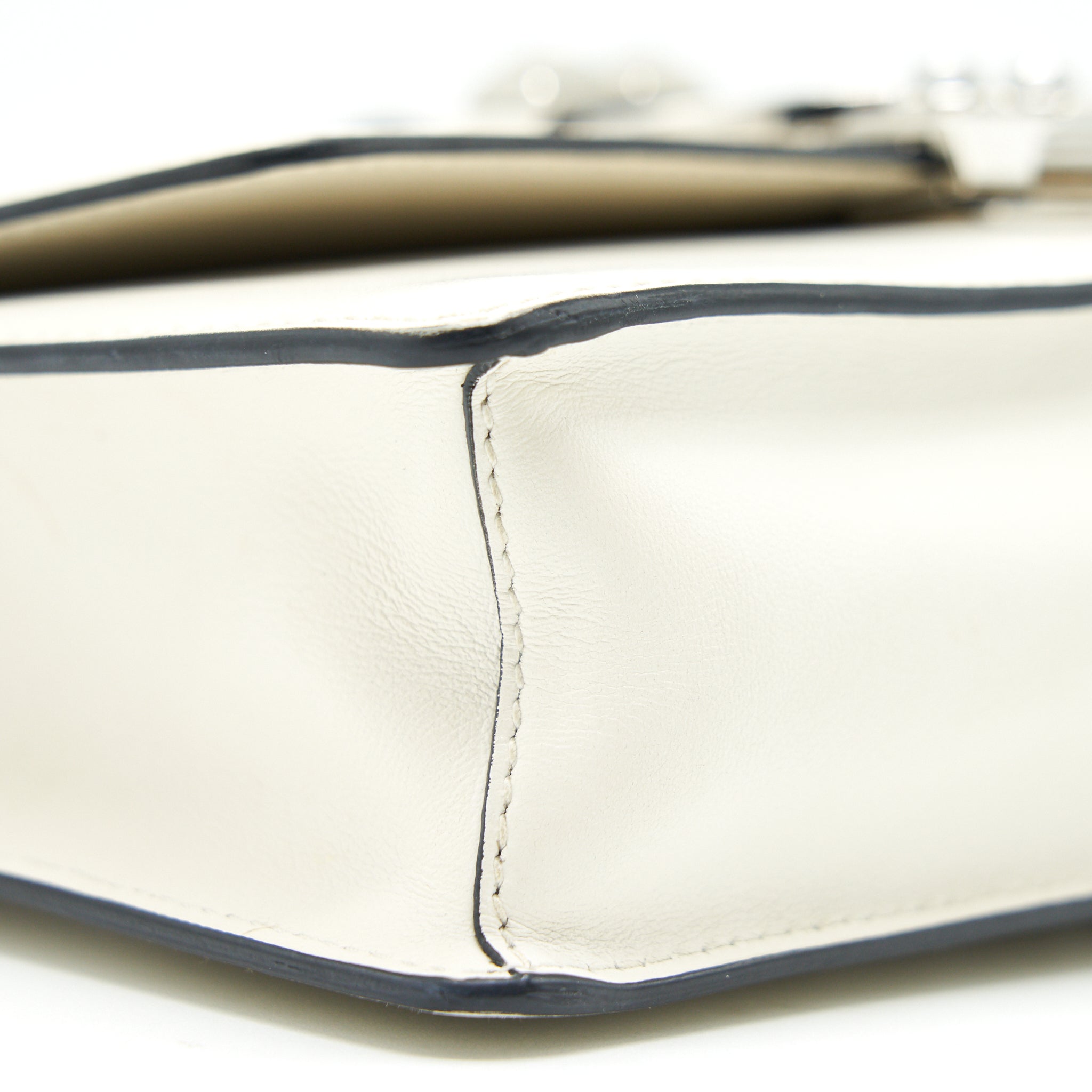 PRADA WOMAN'S MESSANGER BAG WHITE WITH SHW