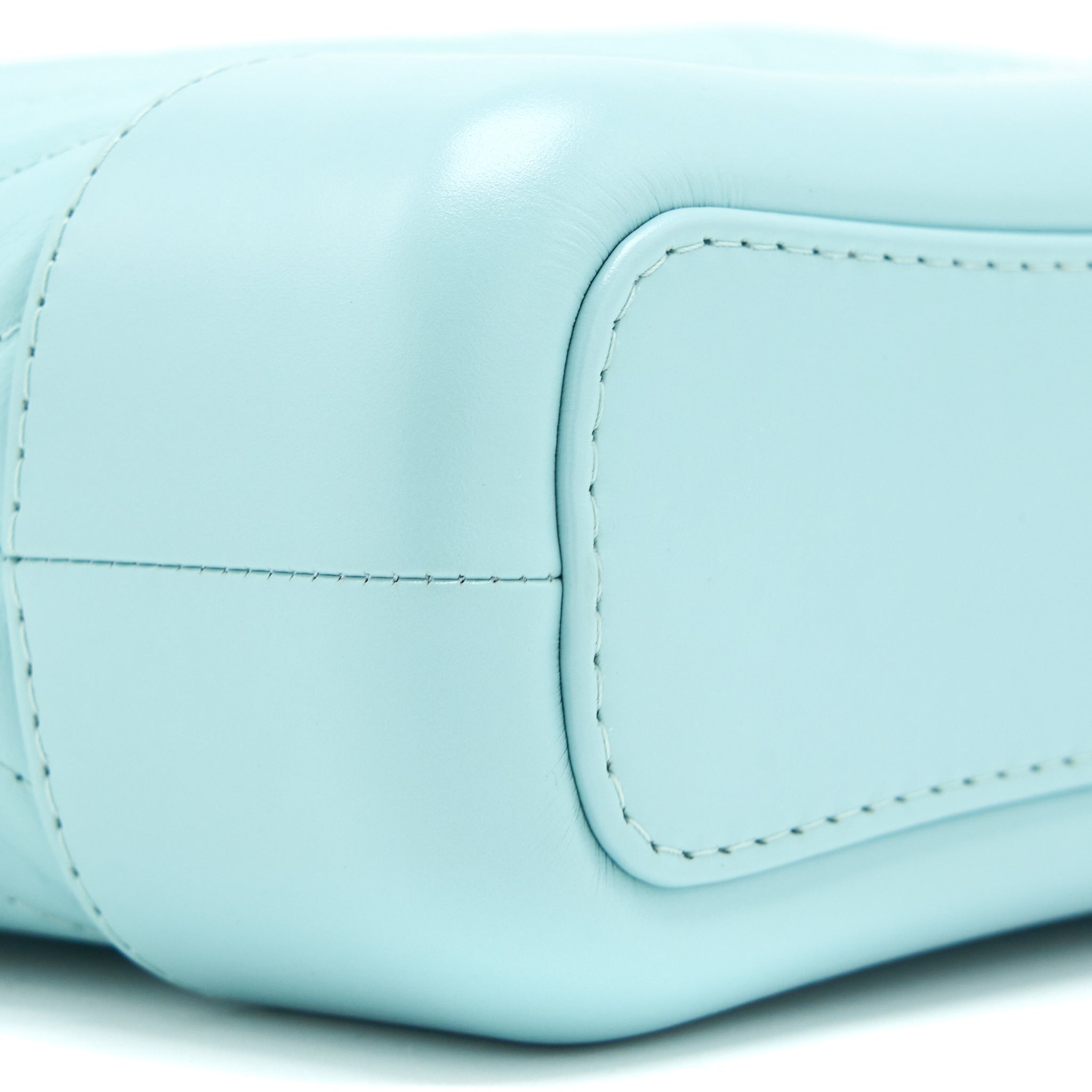 CHANEL SMALL GABRIELLE CHEVRON CALFSKIN LIGHT BLUE MULTICOLOUR HARDWARE
