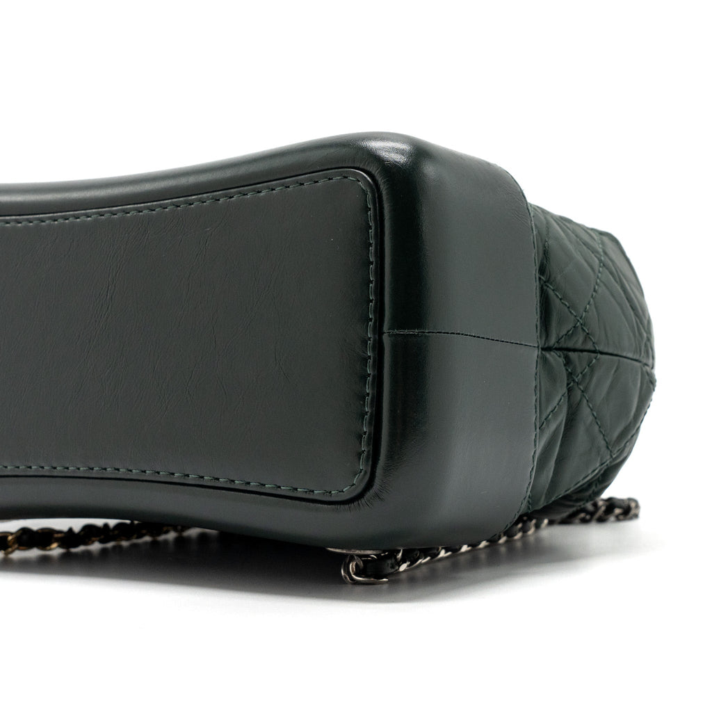 CHANEL SMALL GABRIELLE BACKPACK AGED CALFSKIN DARK GREEN MULTICOLOUR HARDWARE