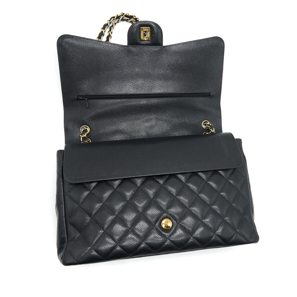 CHANEL CAVIAR MAXI IN BLACK GHW