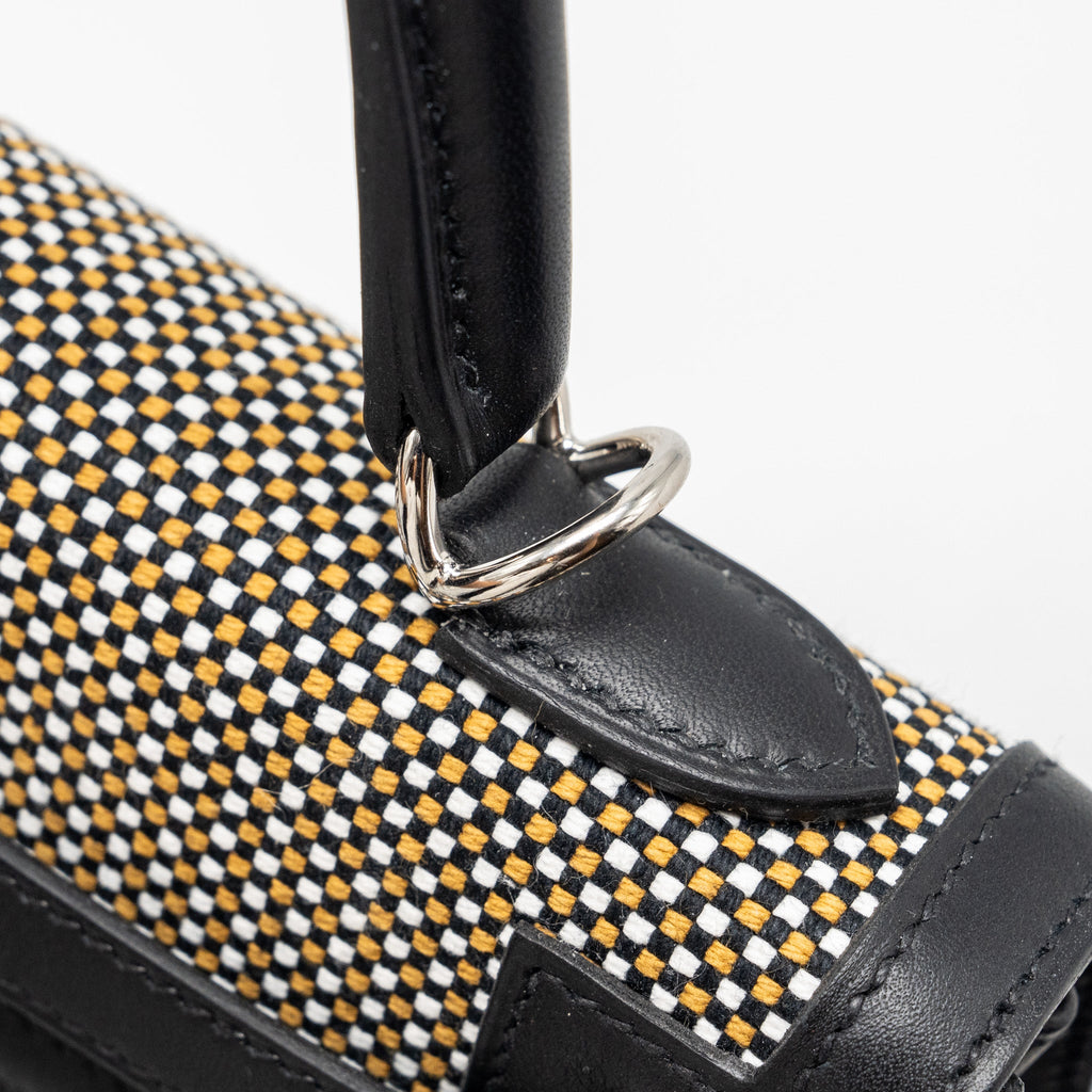 HERMES KELLY 25 SELLIER TOILE QUADRILLE /SWIFT BLACK-BLANC-DESERT / BLACK SHW