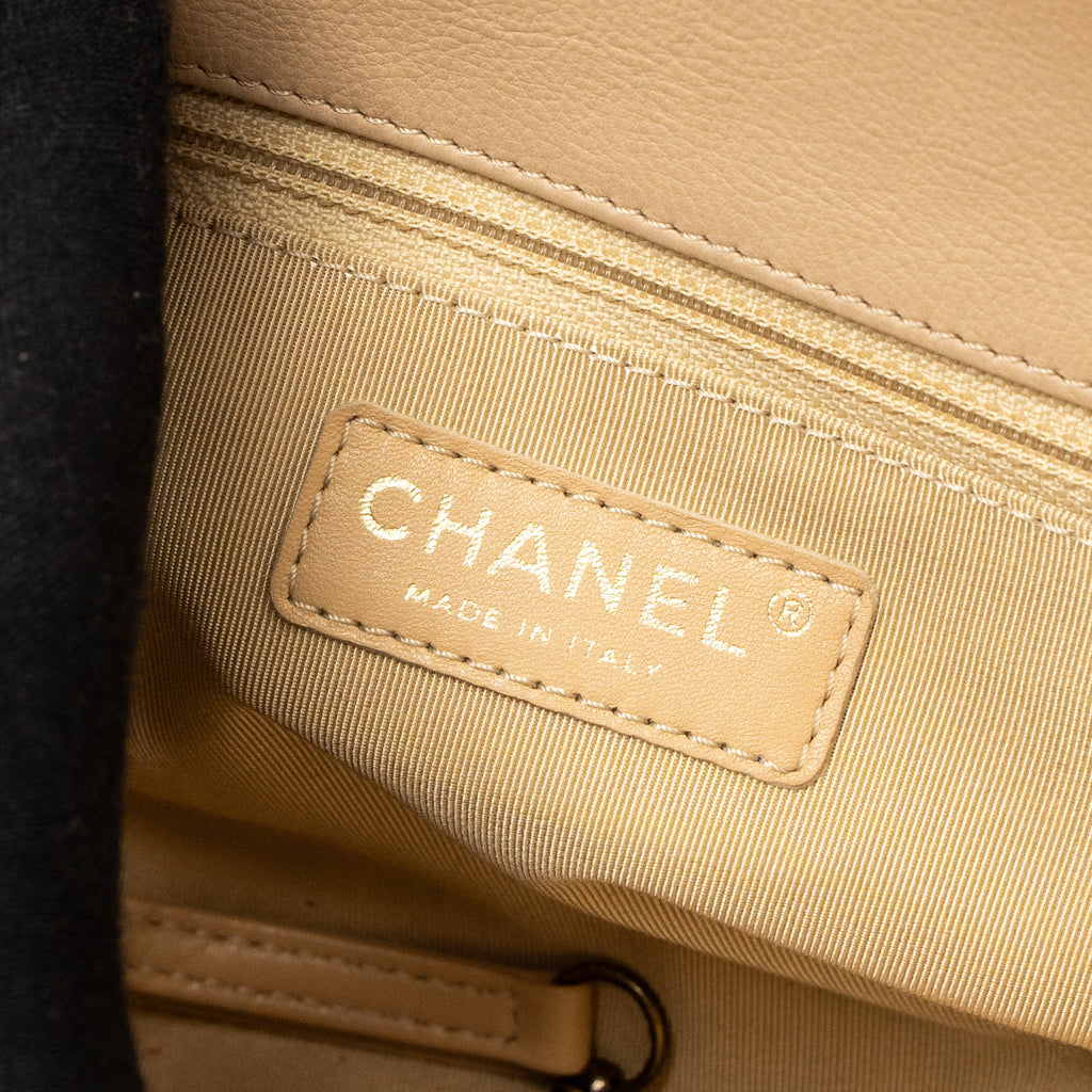 CHANEL SHOPPING TOTE CALFSKIN BEIGE GHW